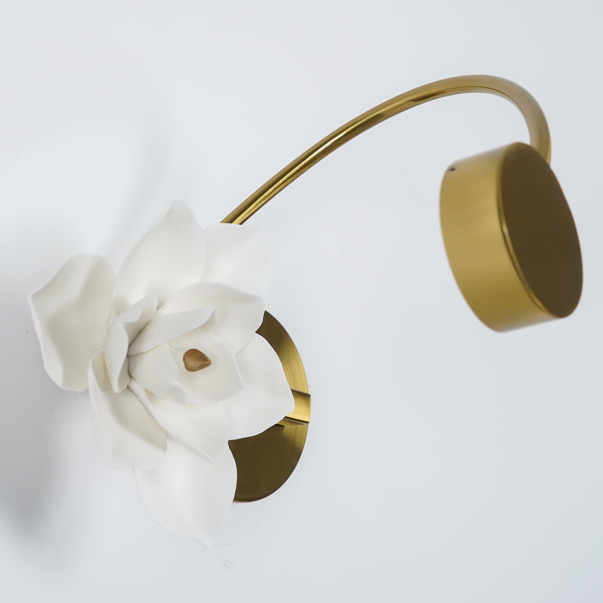 Lure Sconce - Blowlighting