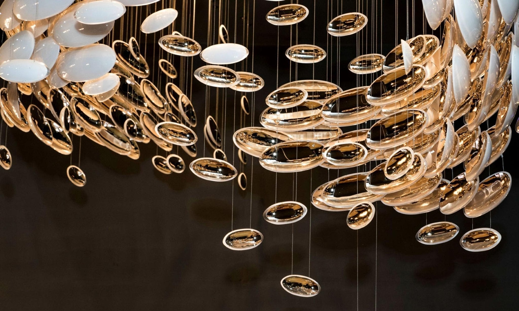 Nylorisra Metal Art Pendant Light - Blowlighting