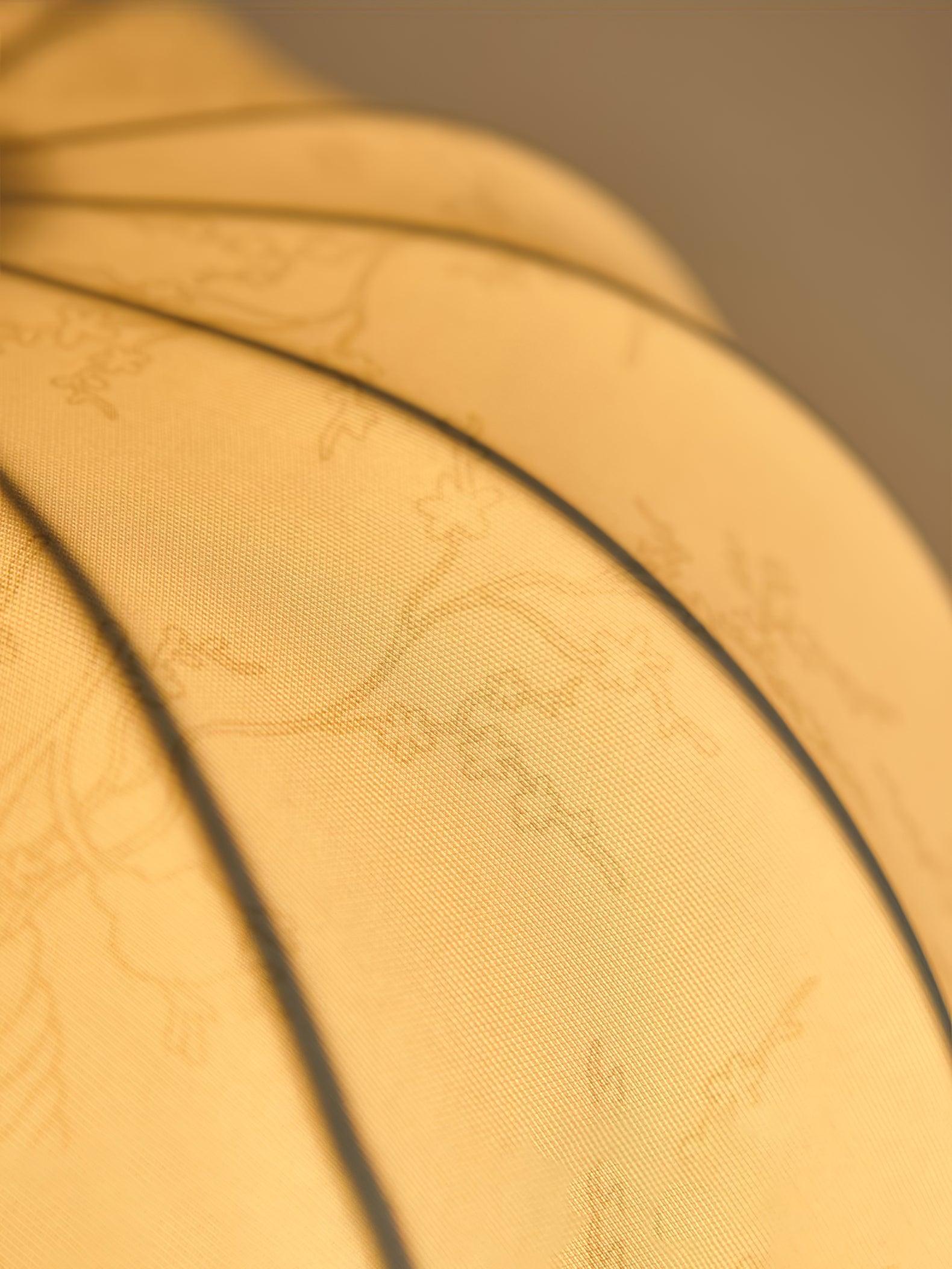 Spheris Plafonnier en tissu et bois pour des intérieurs chaleureux et élégants - Neutralighting