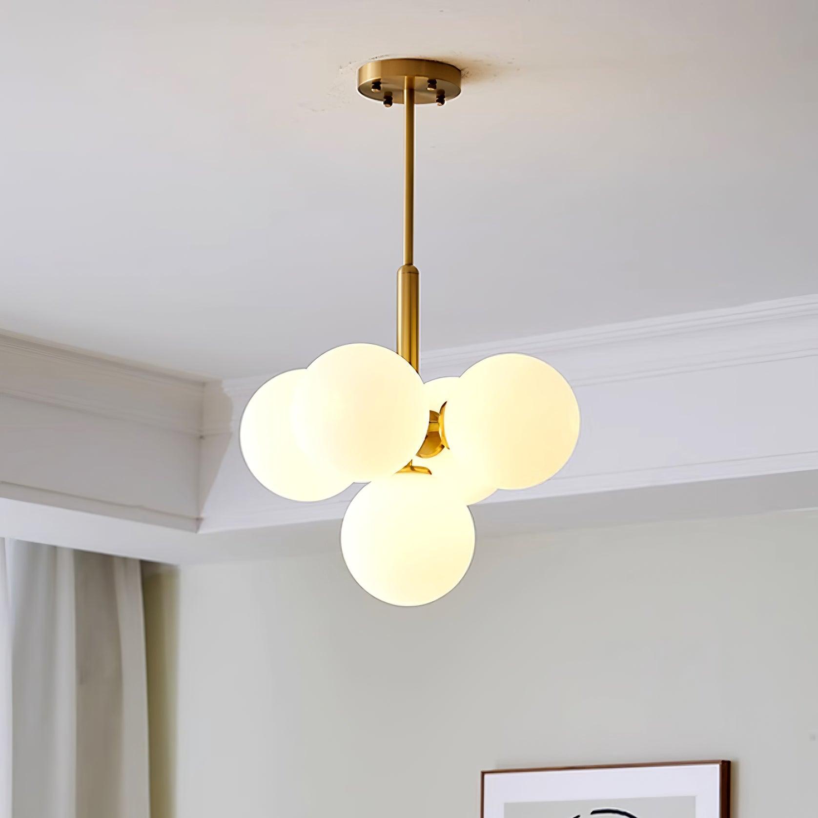 Lustre Globe en Verre Cluster Cadre en Laiton Moderne Minimaliste pour Maison - Neutralighting
