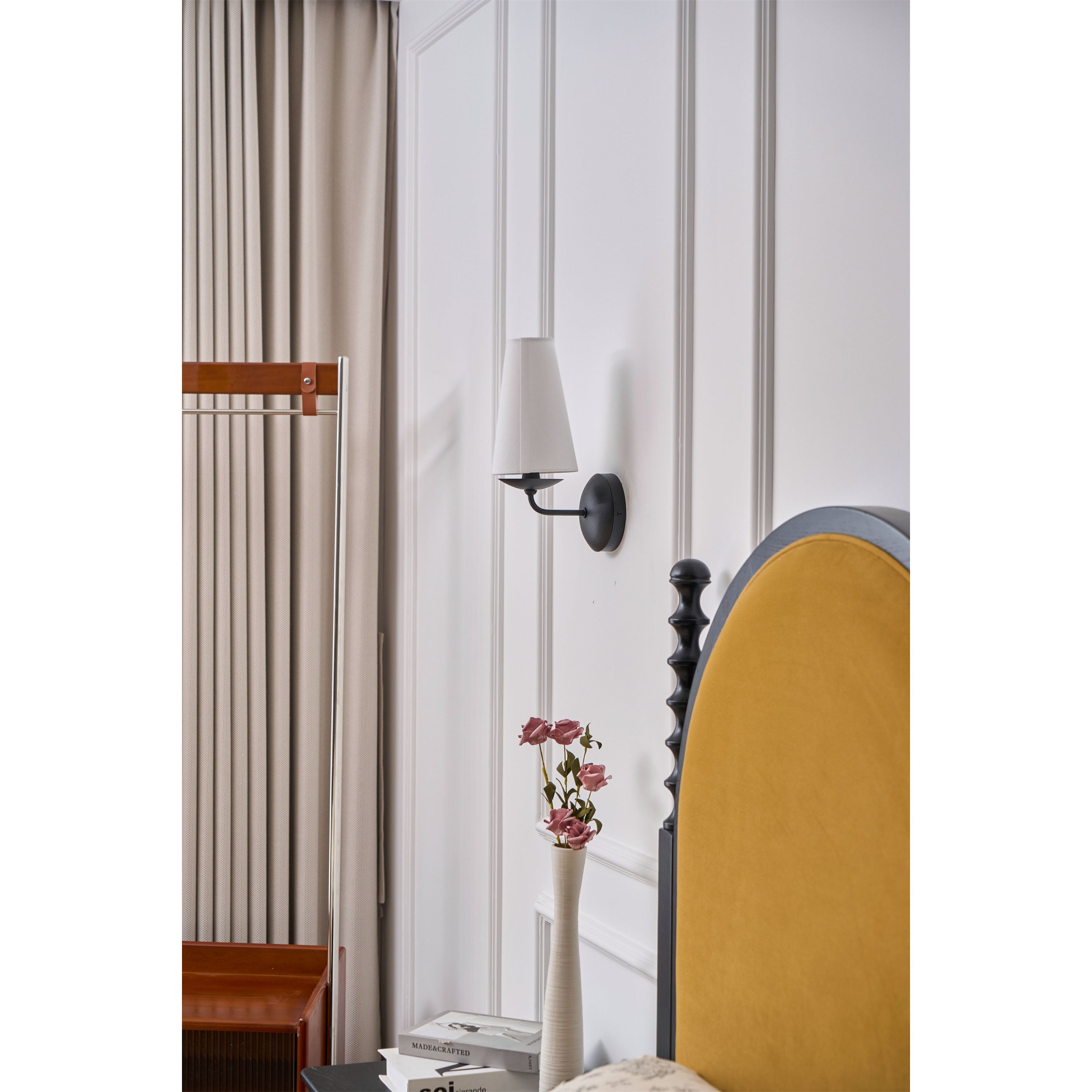 Avraee Applique Murale Laiton Tissu Minimaliste Moderne - Neutralighting