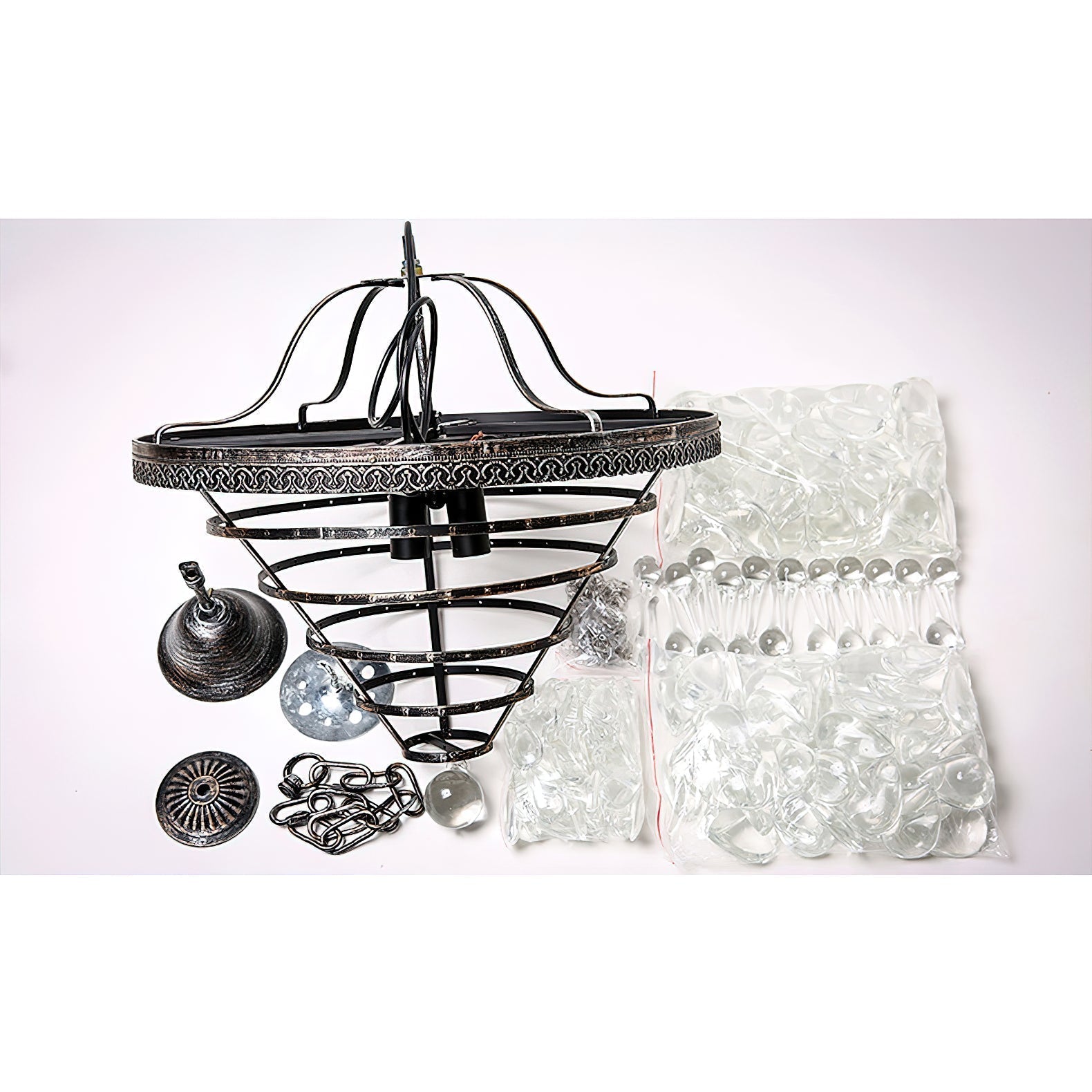 Blink Lustre Unique En Cristal Et Métal En Forme De Pyramide Inversée - Neutralighting