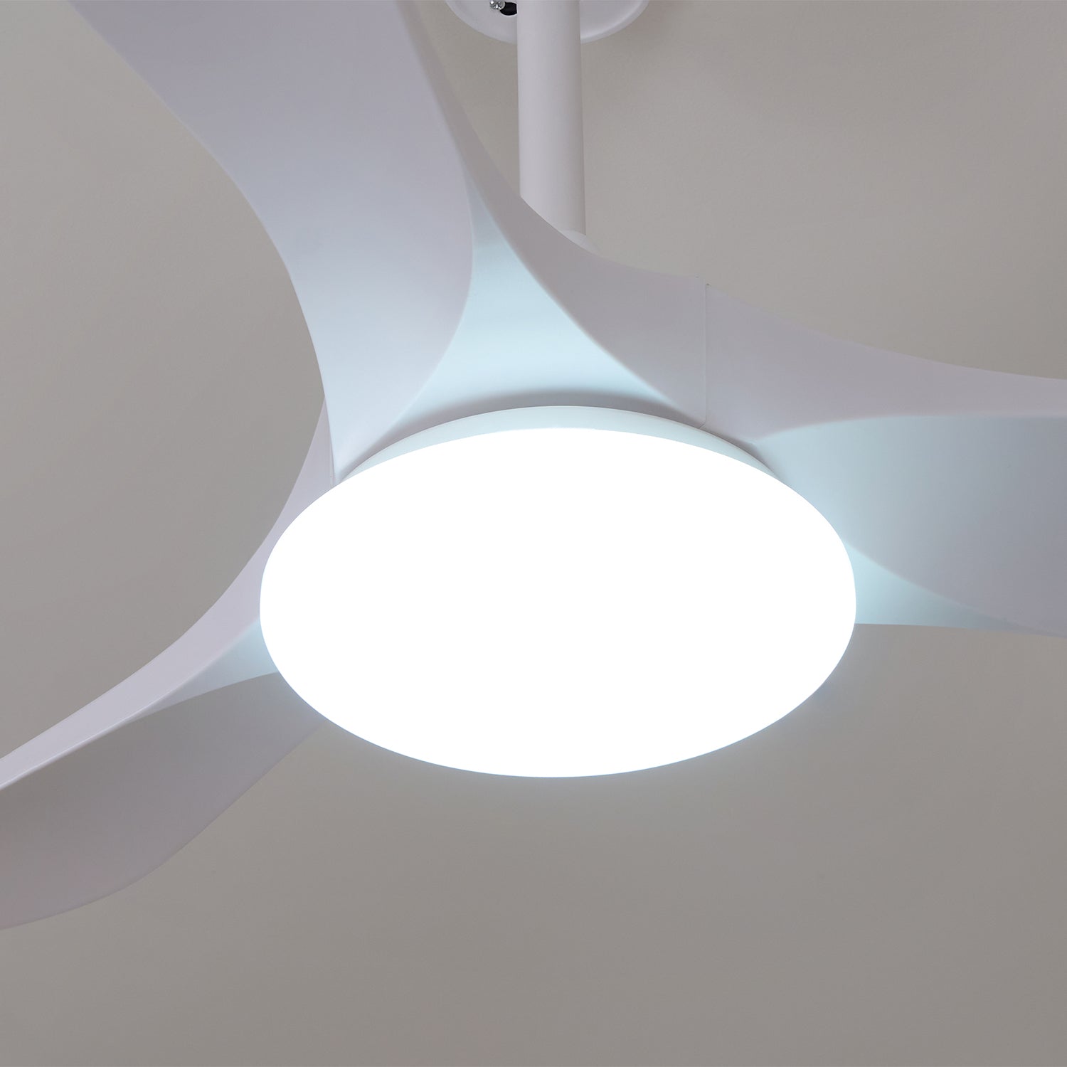 Guide d'installation pour le ventilateur de plafond NovaVent