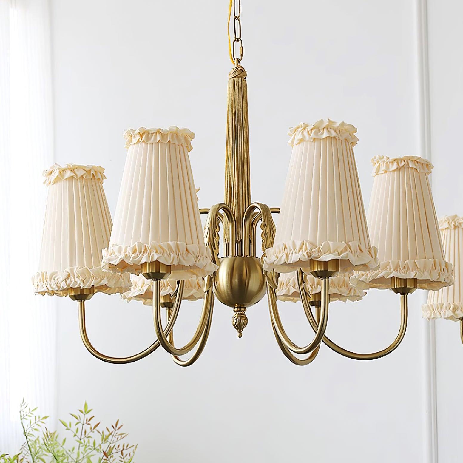 Faylin Lustre Vintage en Laiton avec Abat-jours Plissés - Neutralighting