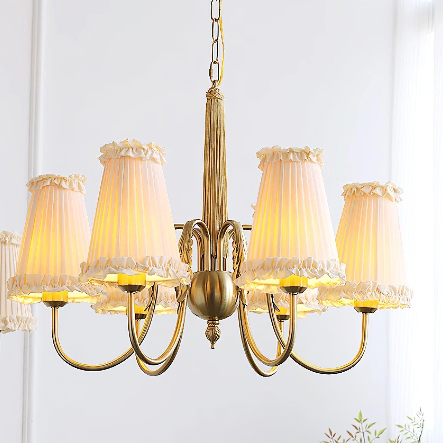 Faylin Lustre Vintage en Laiton avec Abat-jours Plissés - Neutralighting