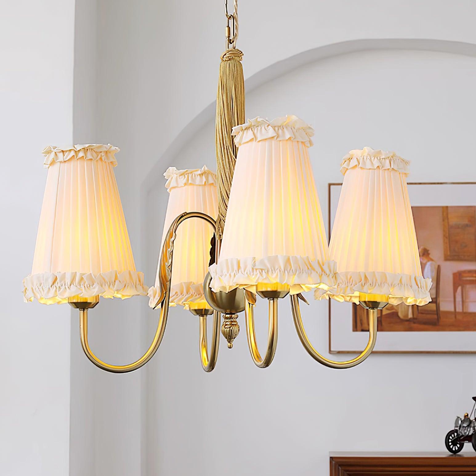 Faylin Lustre Vintage en Laiton avec Abat-jours Plissés - Neutralighting