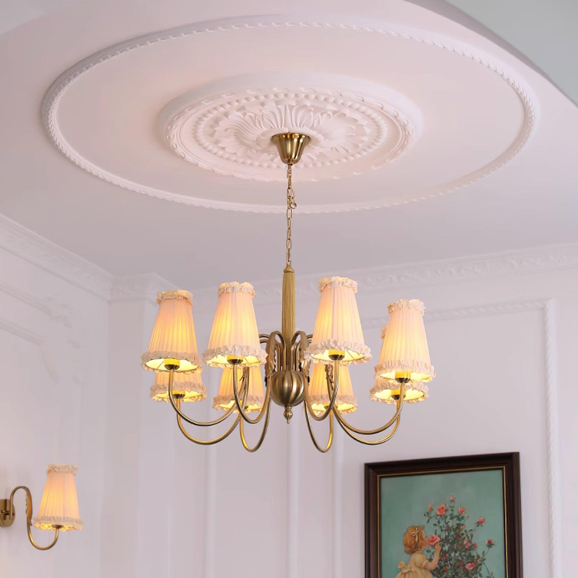 Faylin Lustre Vintage en Laiton avec Abat-jours Plissés - Neutralighting