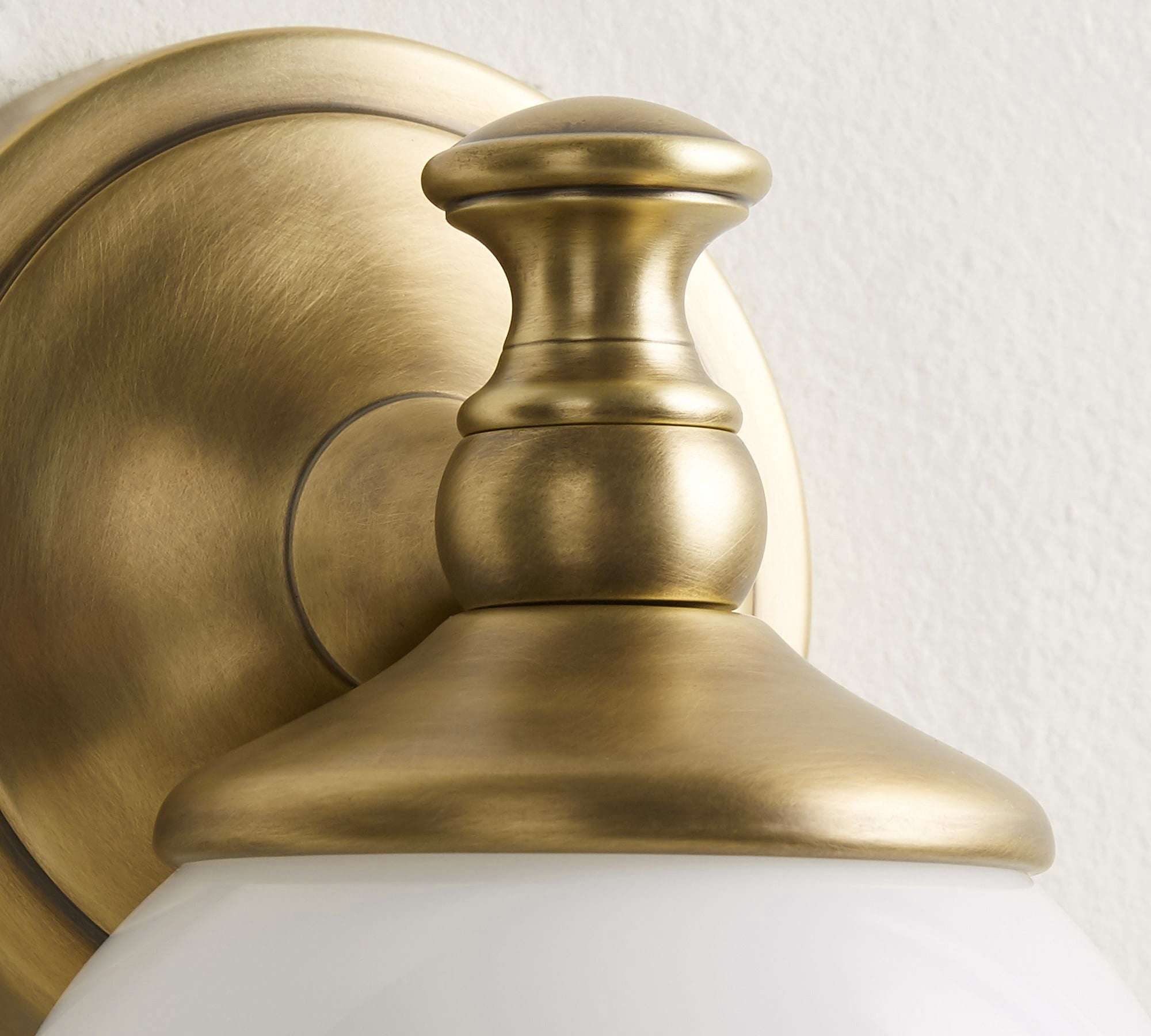 Lumen Sconce Mural Moderne Minimaliste à Bras Courts en Chrome Métal Verre - Neutralighting