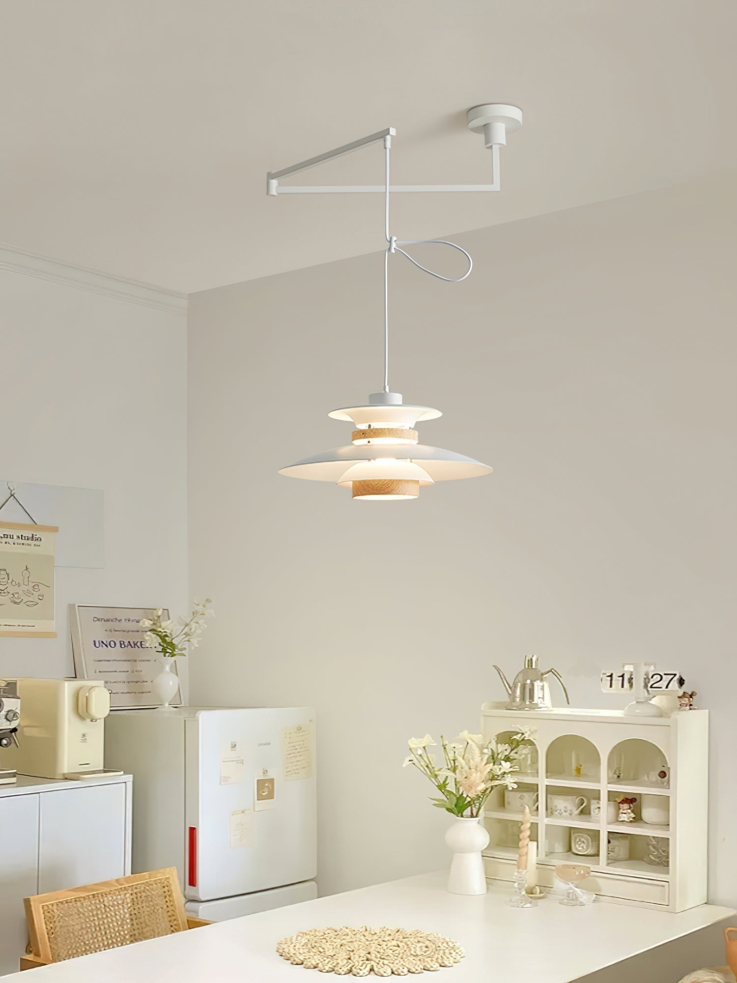 Mercero Swing Arm Pendant Lamp - Blowlighting