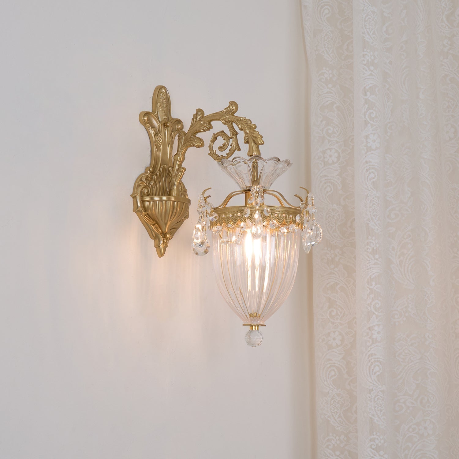 Elosia Lustra Applique Murale Double Dorée Élégante - Neutralighting