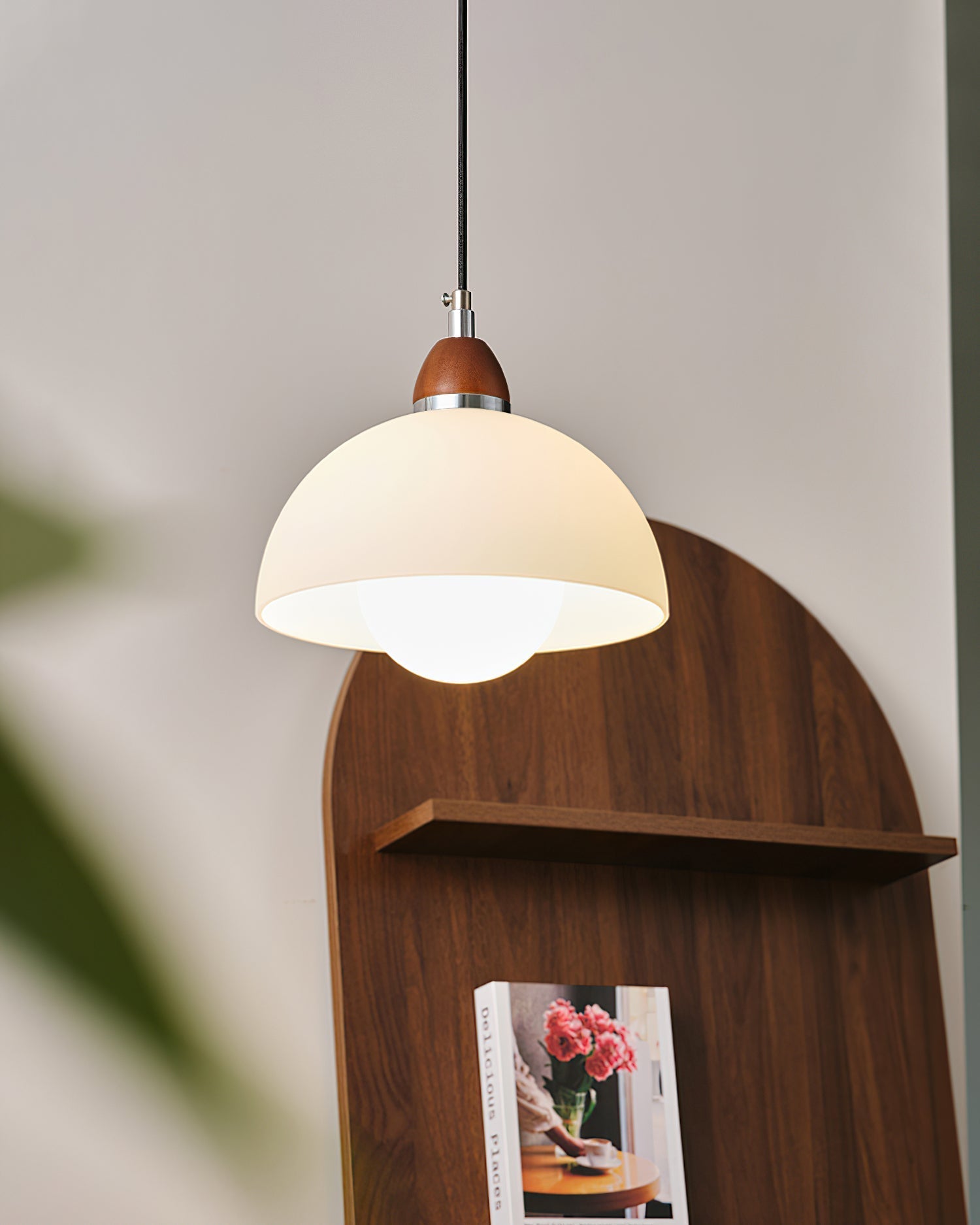 Milagro Suspension Lampe Dôme Accent en Bois Minimaliste - Neutralighting