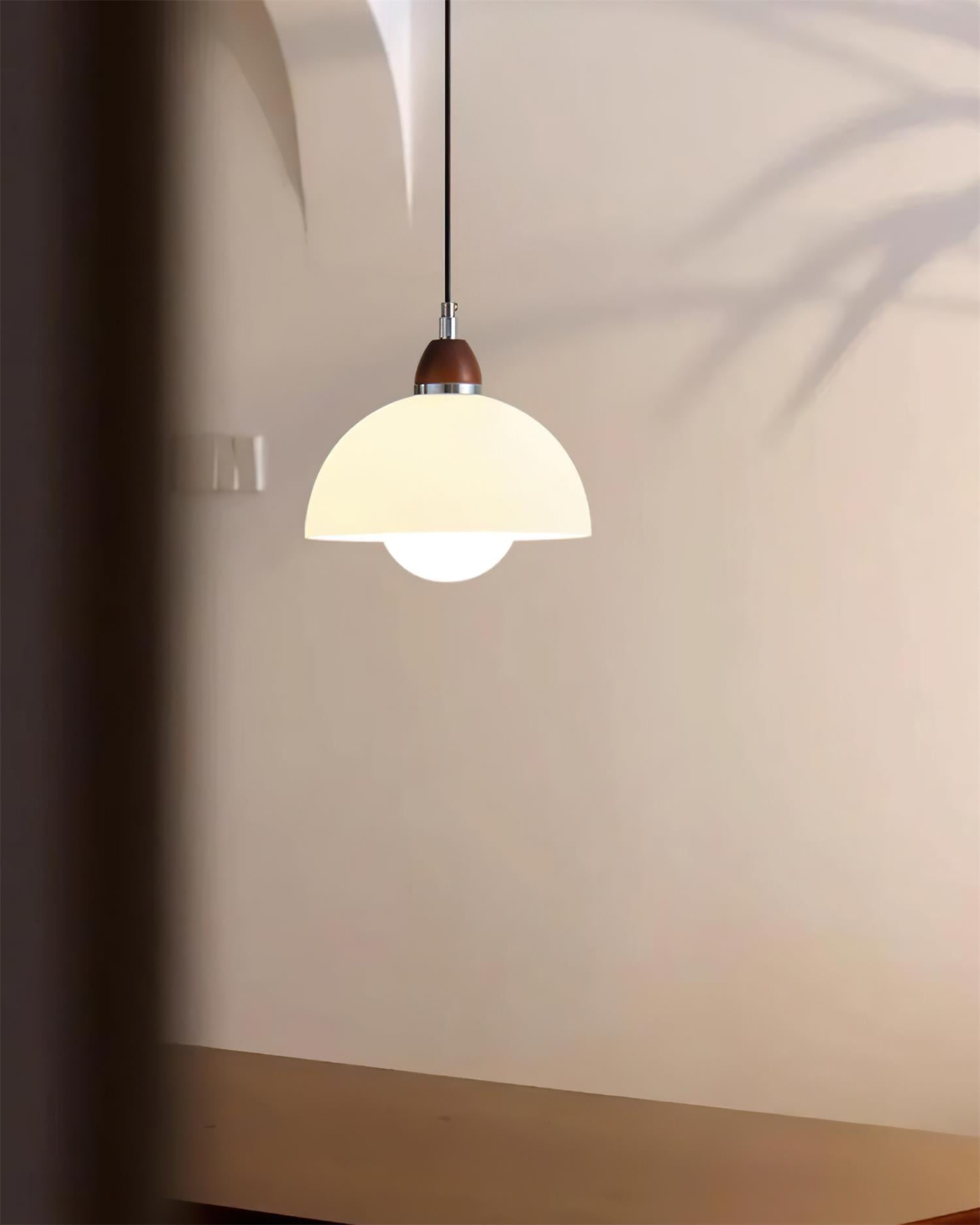 Milagro Suspension Lampe Dôme Accent en Bois Minimaliste - Neutralighting