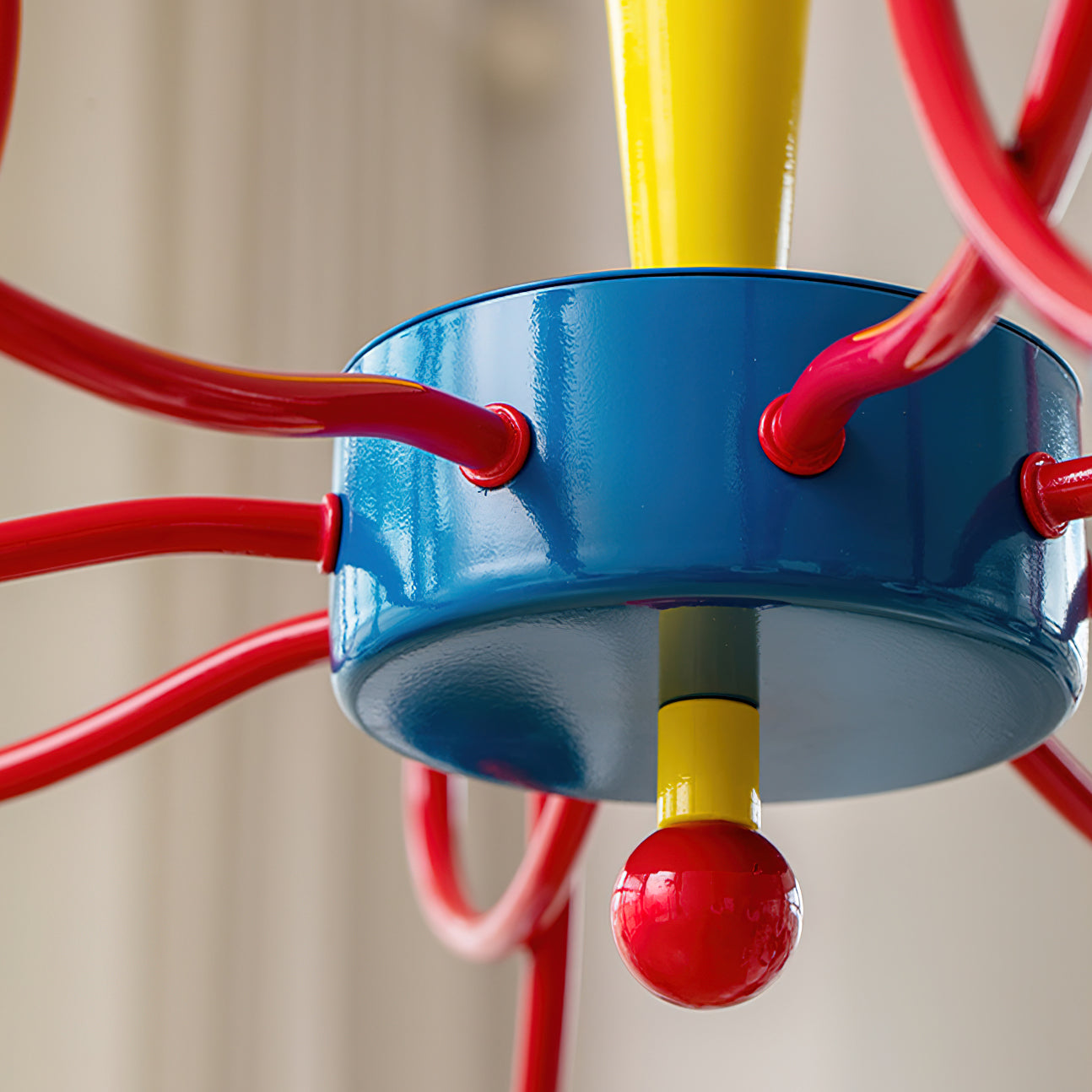 Virelli Lustre Bras en Forme de Cœur Colorés Ludiques Artistiques - Neutralighting