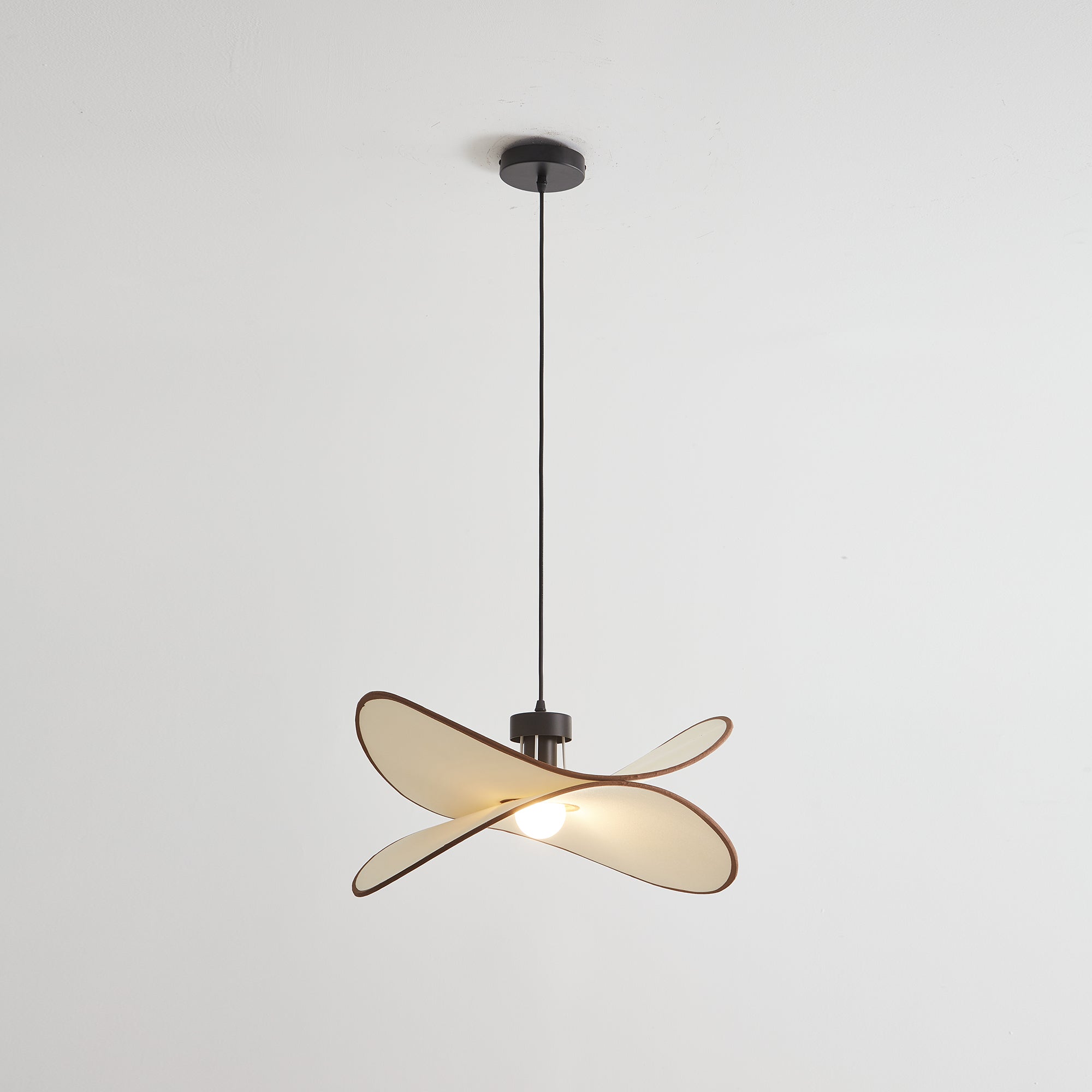 Cicaros Suspension Métal Tissu Art Créatif - Neutralighting