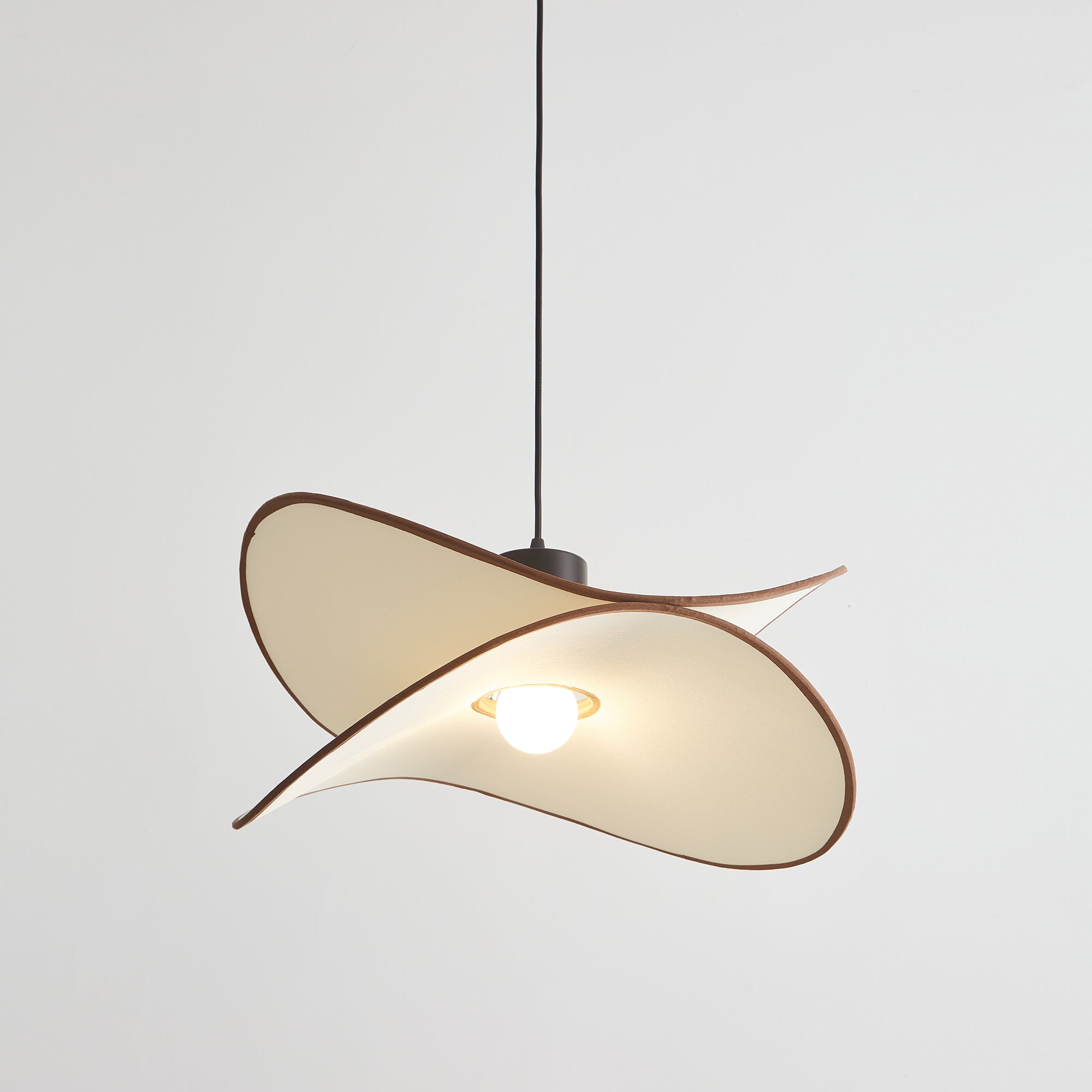 Cicaros Suspension Métal Tissu Art Créatif - Neutralighting