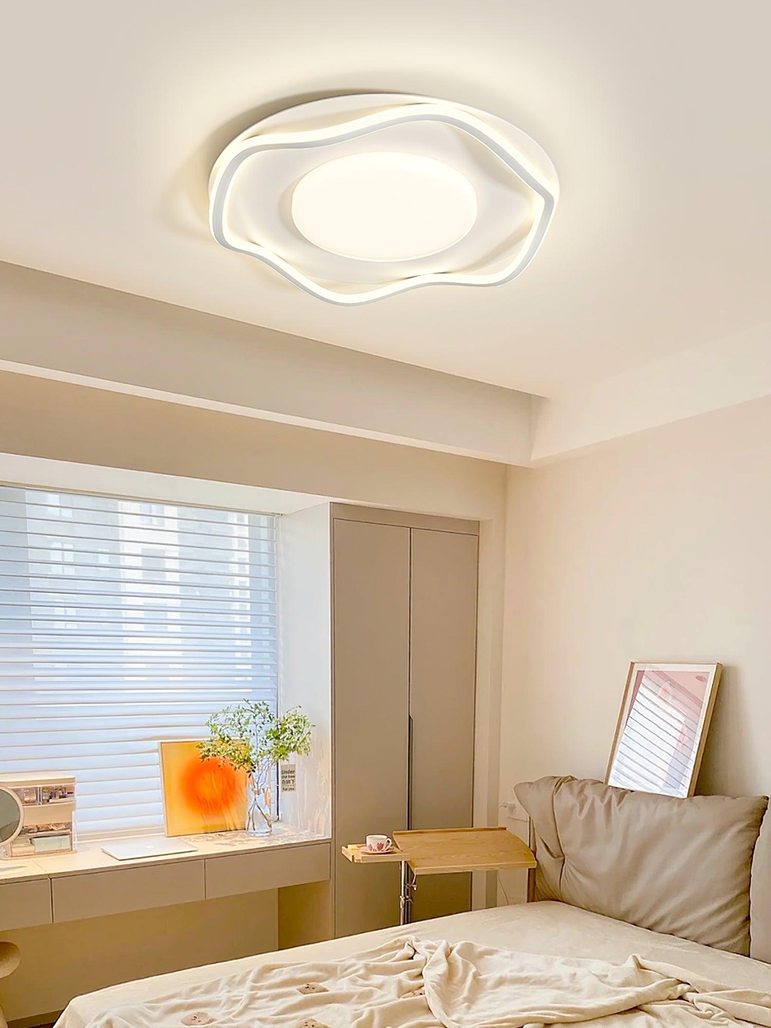 Minimalist Cloud Shape Ceiling Lamp - Blowlighting
