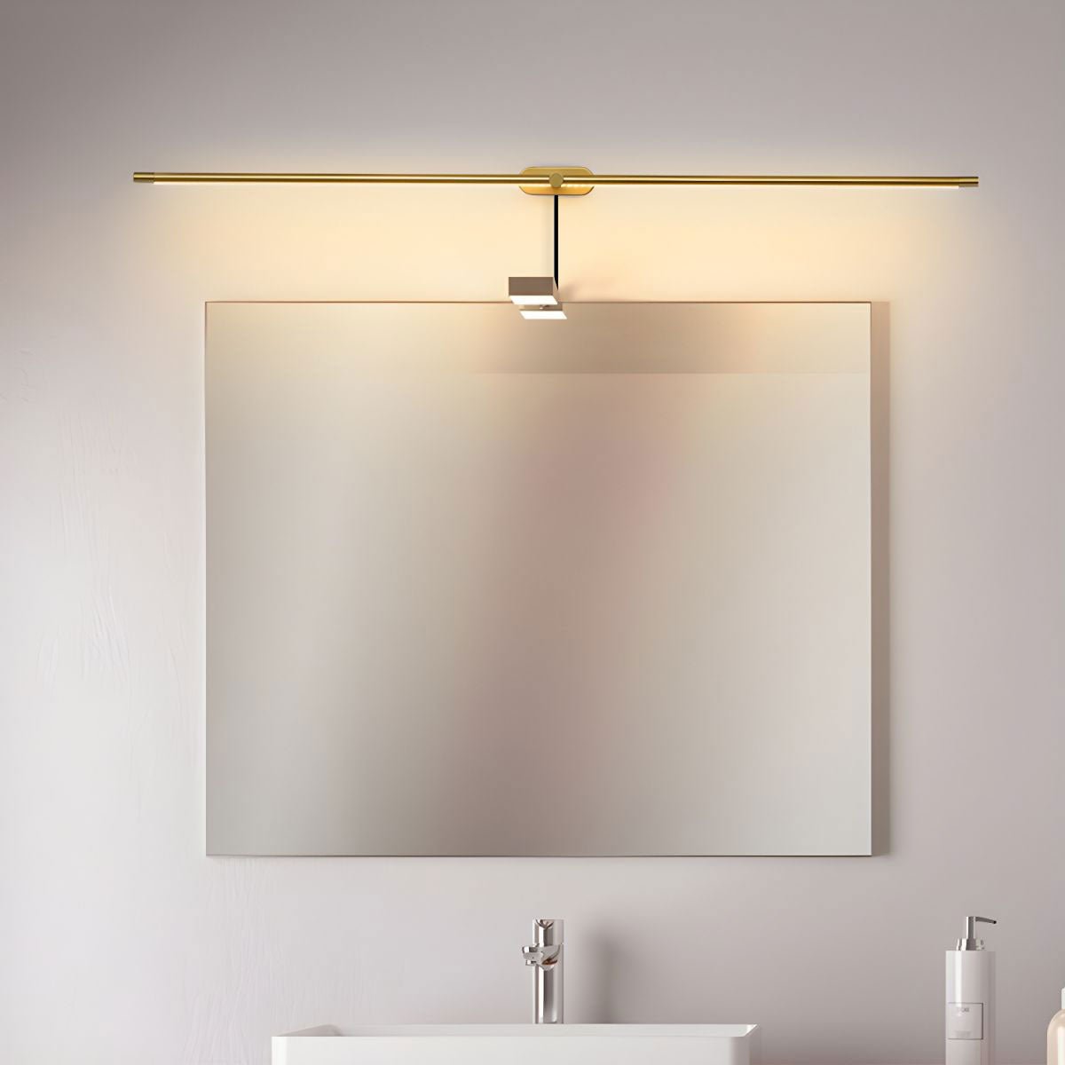 Lustra Wall Lamp Linear Plug-in - Neutralighting