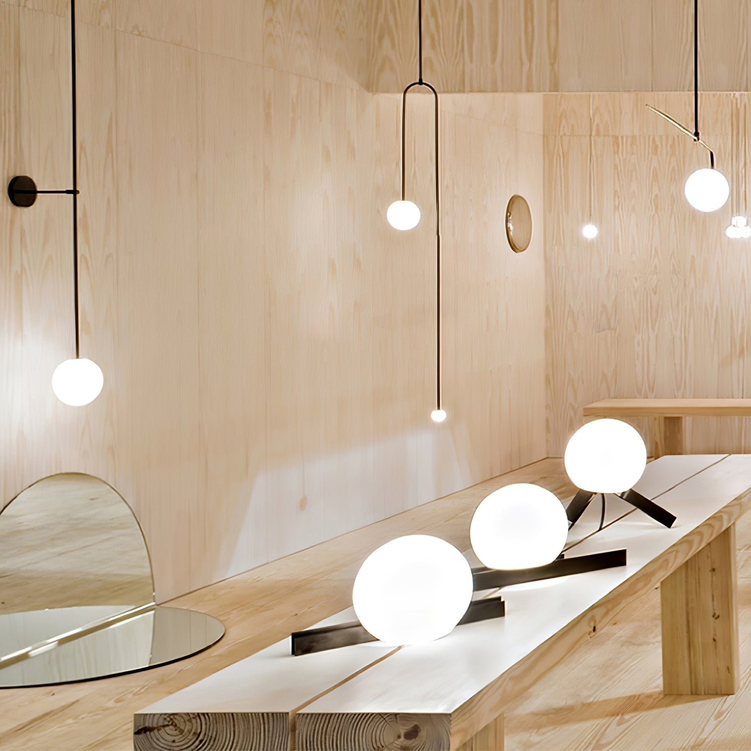 Mobile Wall Lamp - Blowlighting