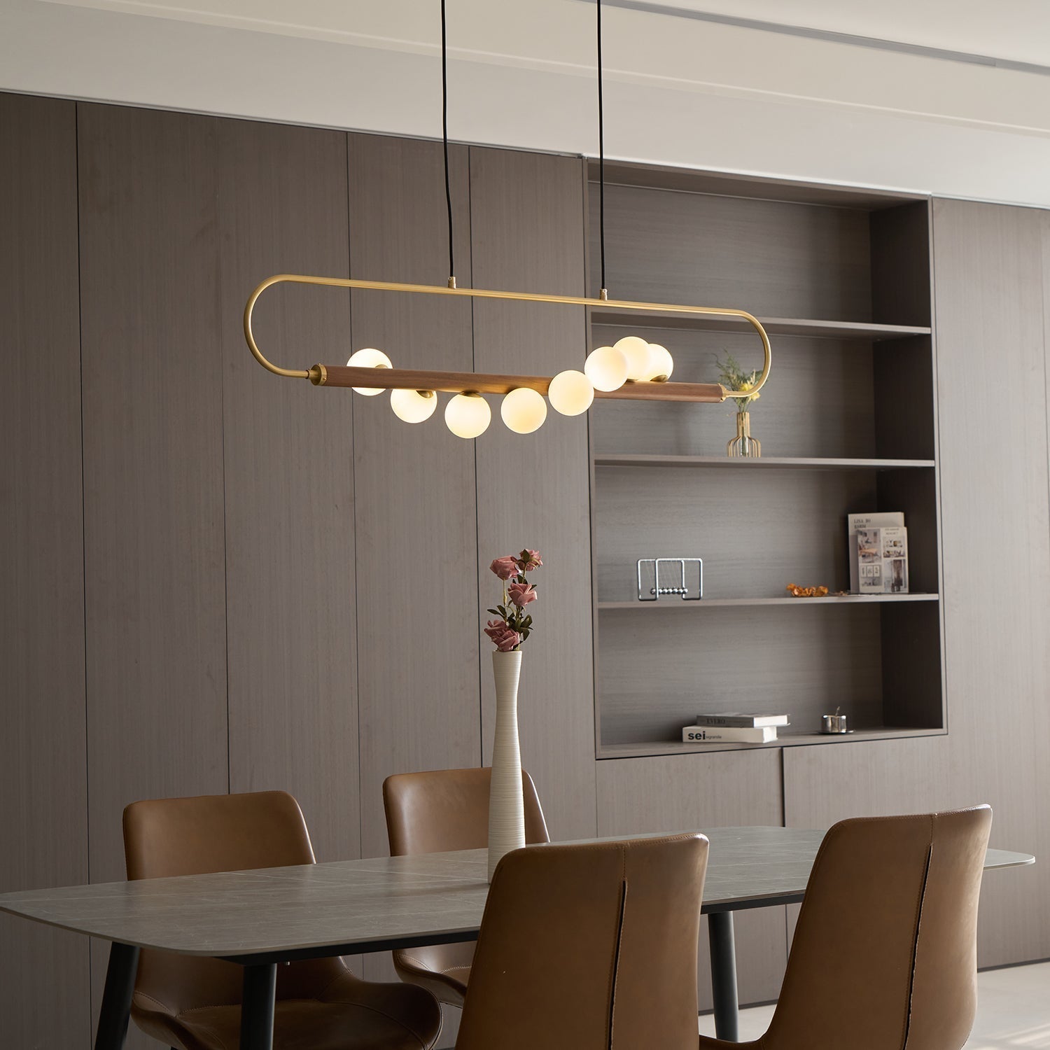 Ardin Chandelier Moderne en Noyer et Laiton - Neutralighting