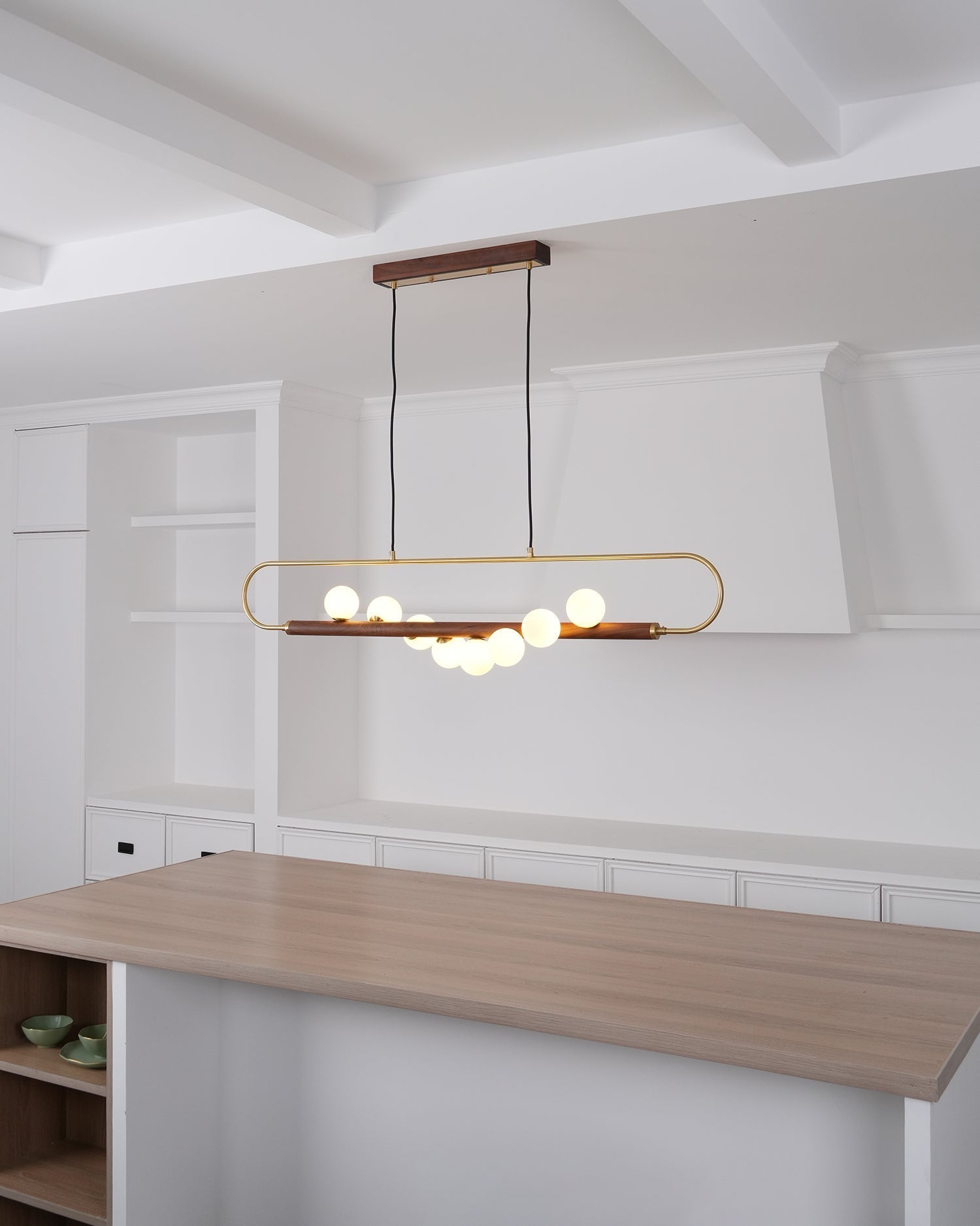 Ardin Chandelier Moderne en Noyer et Laiton - Neutralighting
