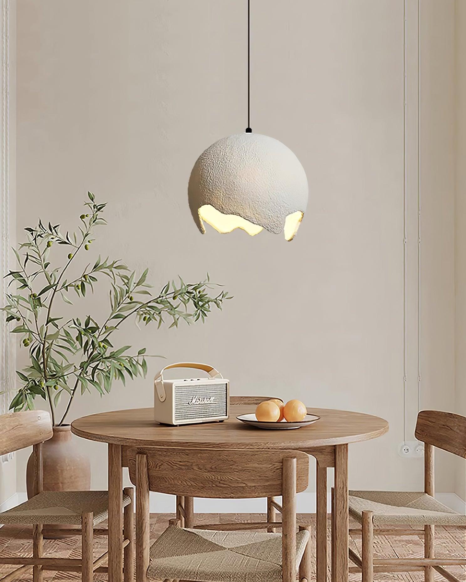 Moon Suspension Crater en Résine Curvilinéaire Minimaliste - Neutralighting
