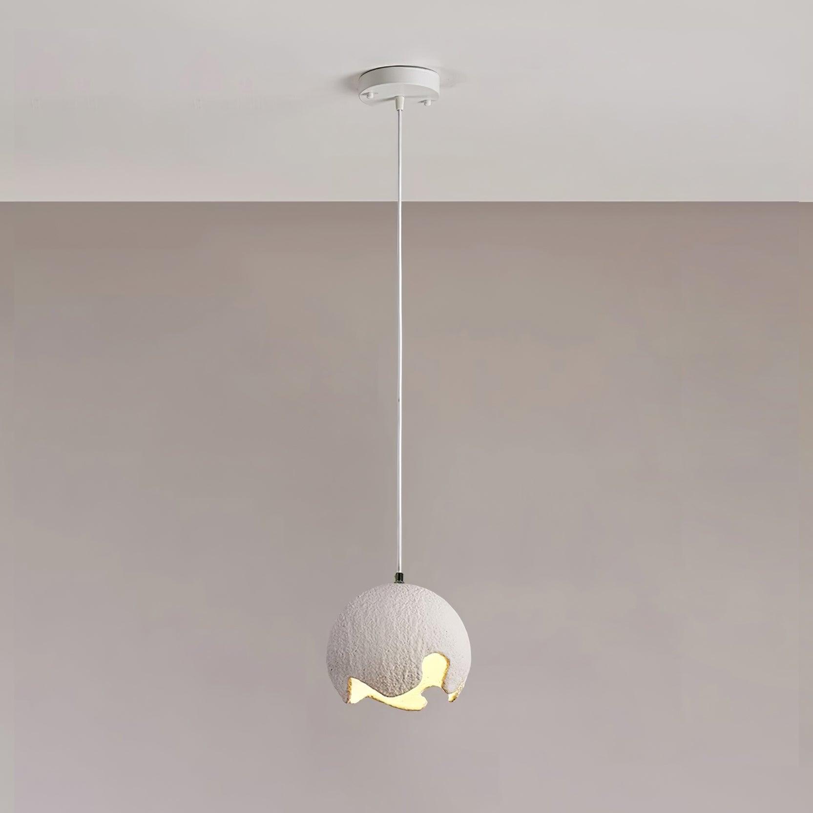 Moon Suspension Crater en Résine Curvilinéaire Minimaliste - Neutralighting
