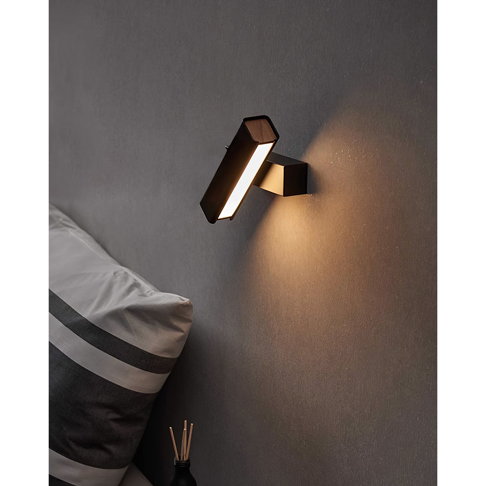 Olvynora Rotating Modern Minimalist Wooden Metal Wall Lamp - Lamp Copper