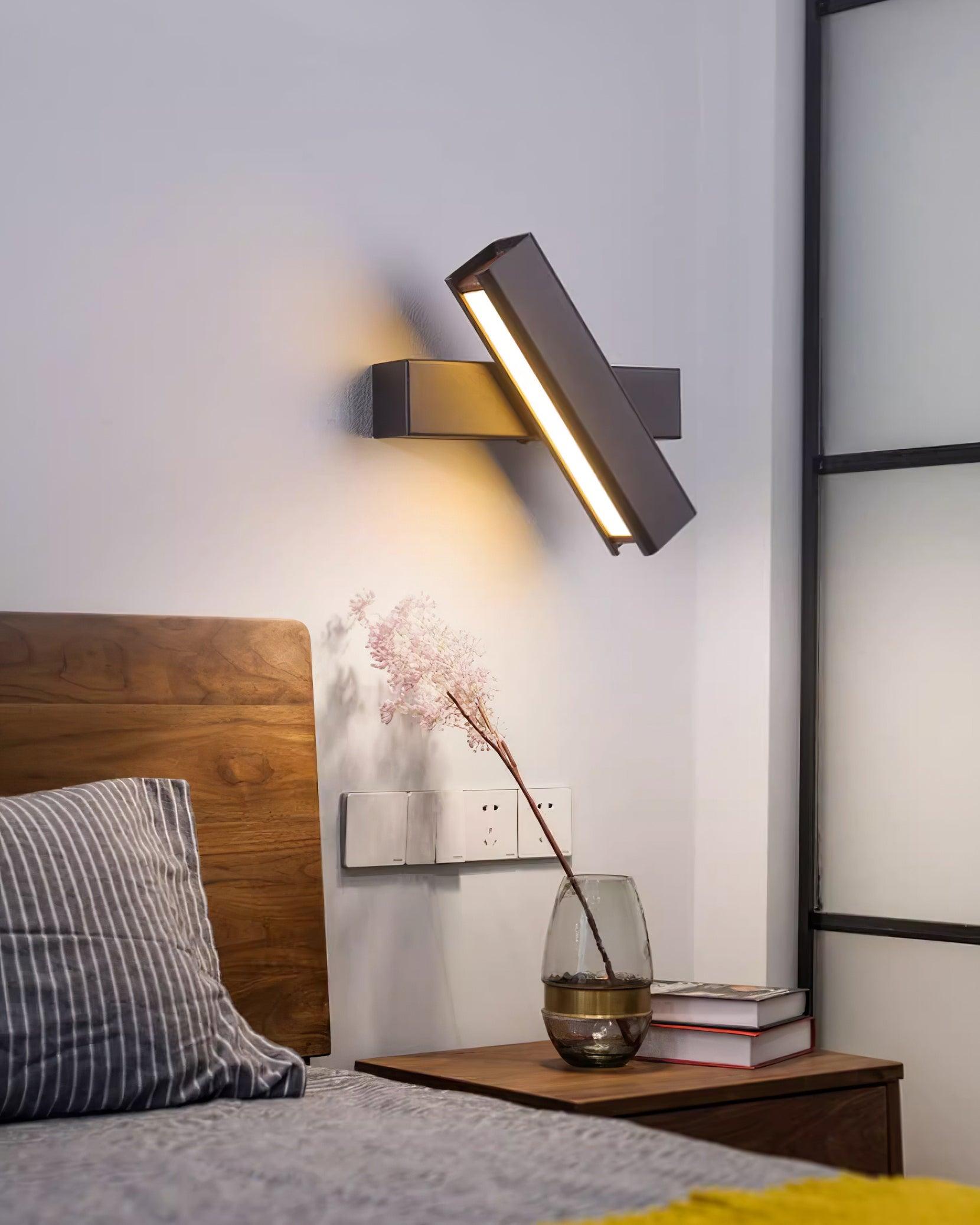 Cadence Applique murale réglable en aluminium pour chambre à coucher et salon - Neutralighting