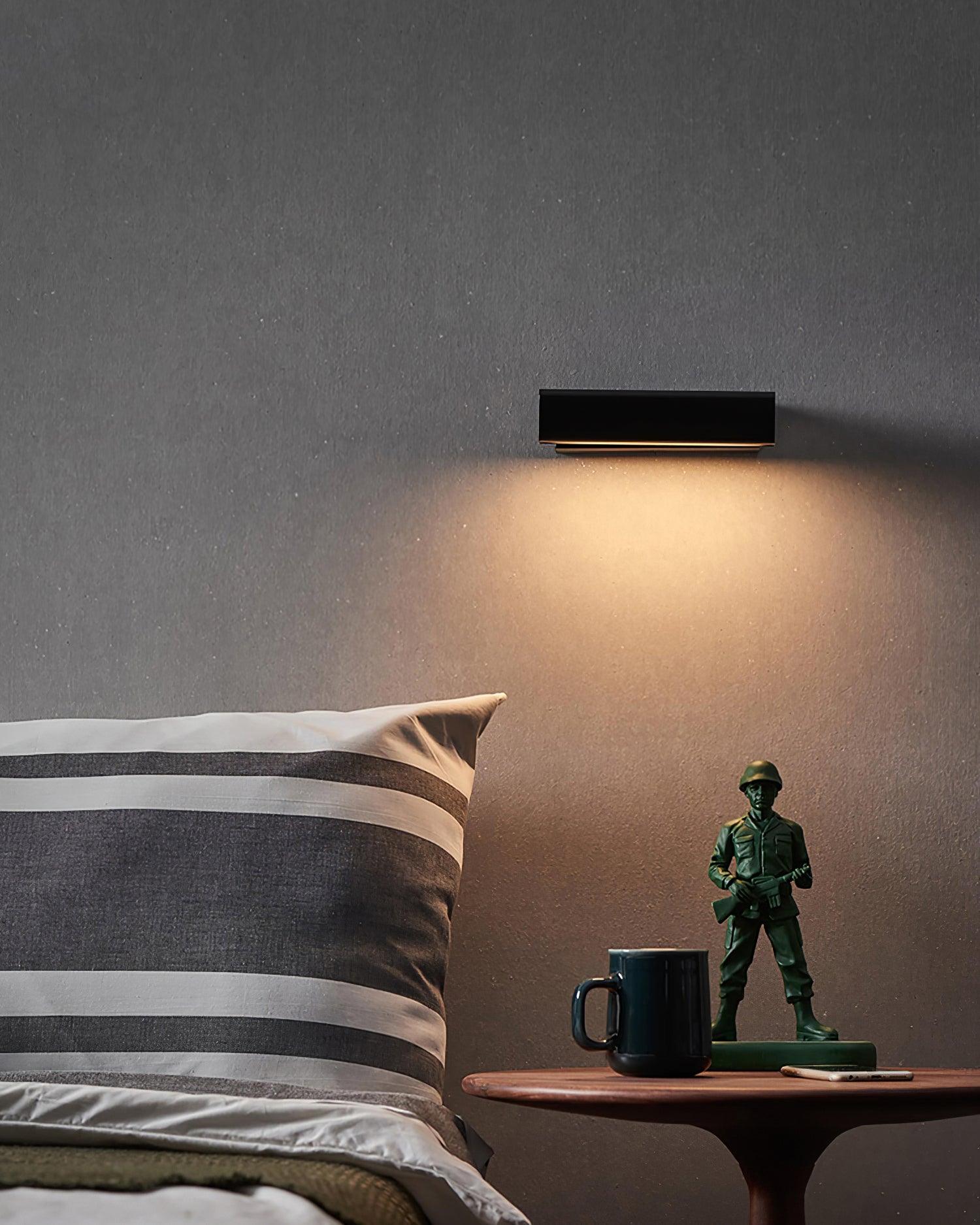 Cadence Applique murale réglable en aluminium pour chambre à coucher et salon - Neutralighting