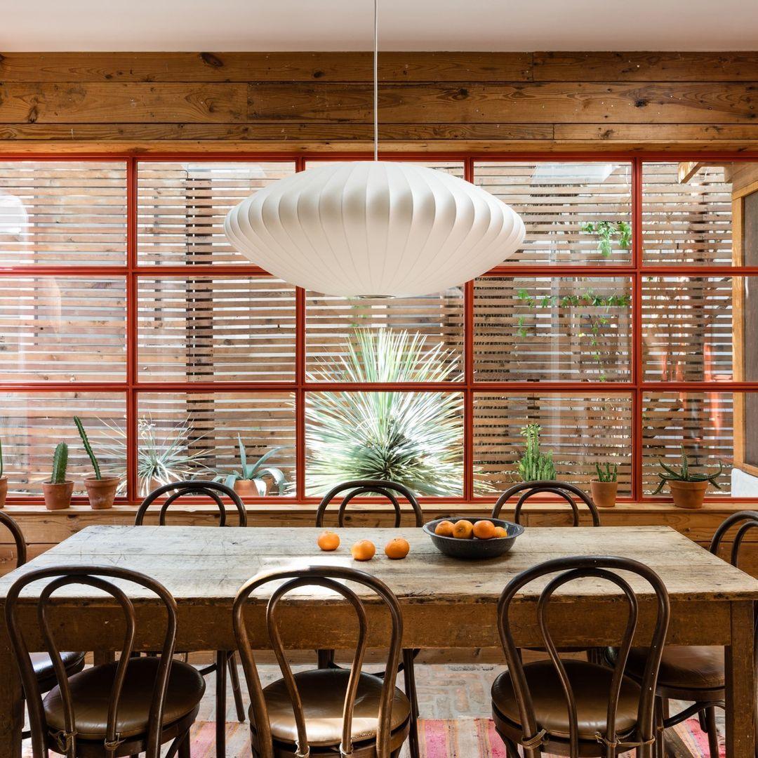 Alvaris White Modern Pendant Light - Letslighting