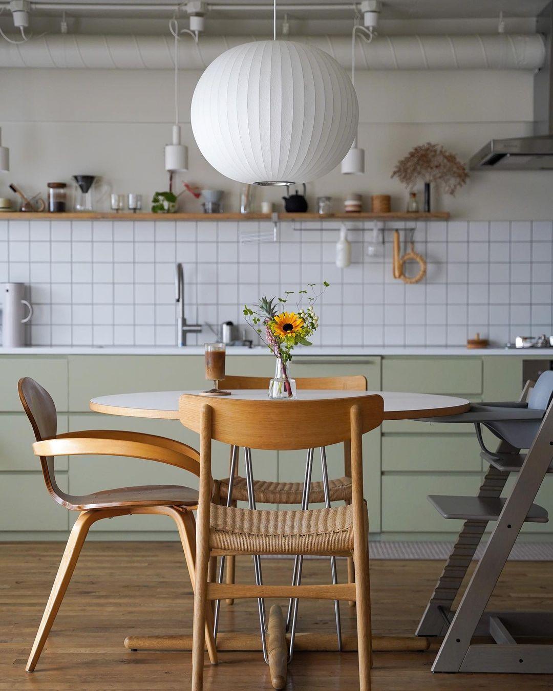 Alvaris White Modern Pendant Light - Letslighting