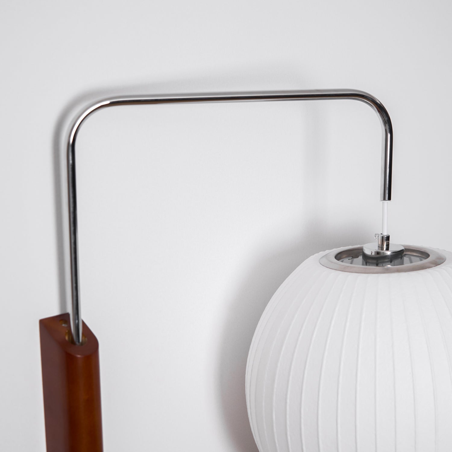 Lustra Wall Sconce Walnut Ball - Neutralighting