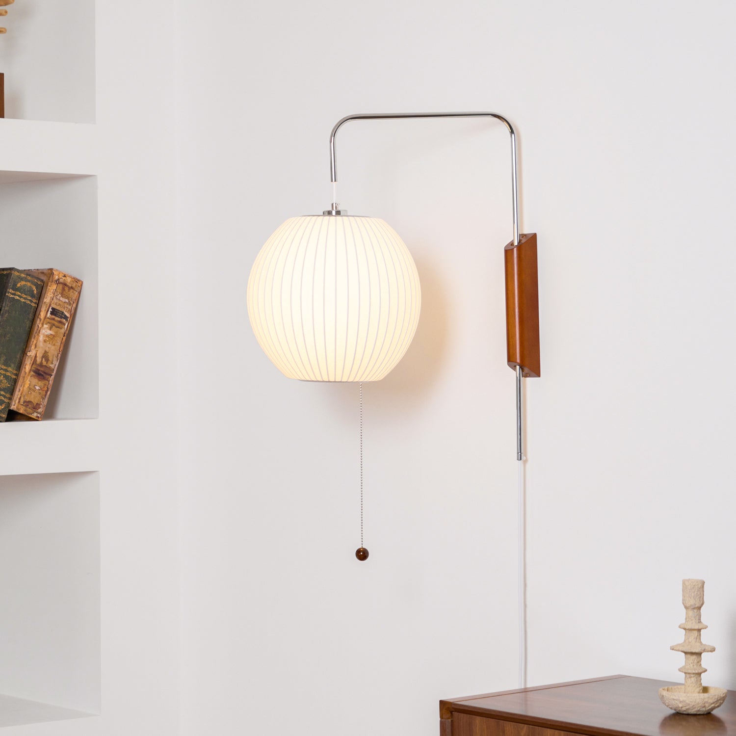 Lustra Wall Sconce Walnut Ball - Neutralighting