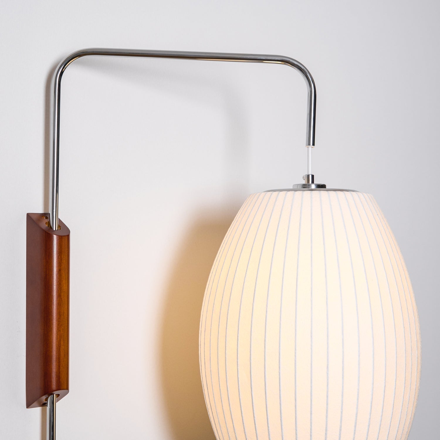 Lustra Wall Sconce Walnut Ball - Neutralighting
