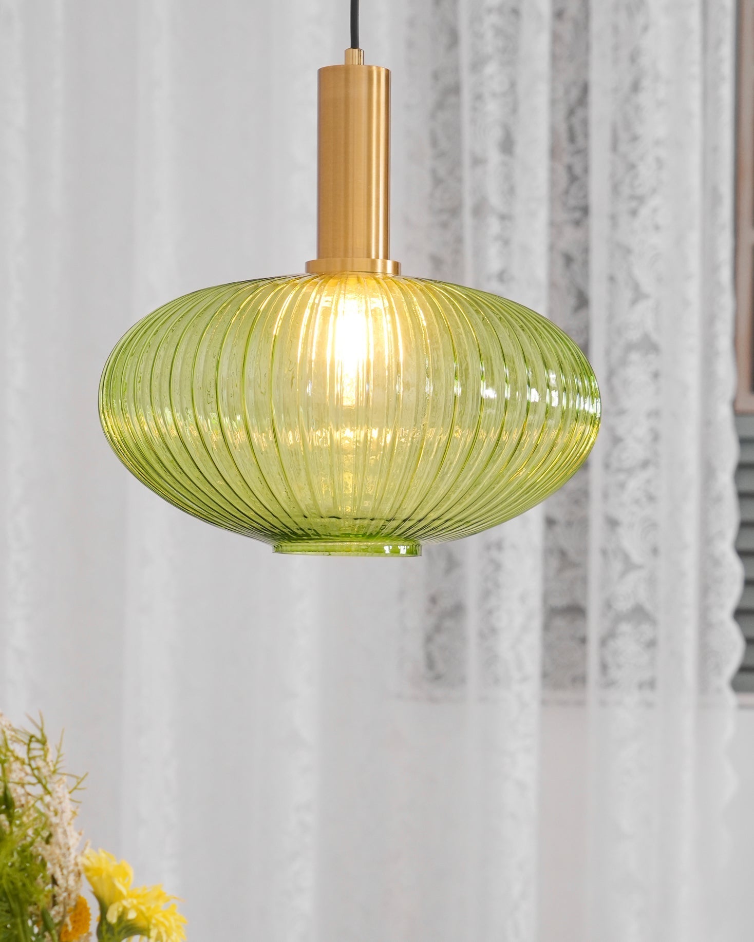 Elara Lampe Pendante Élégante à Rayures - Neutralighting
