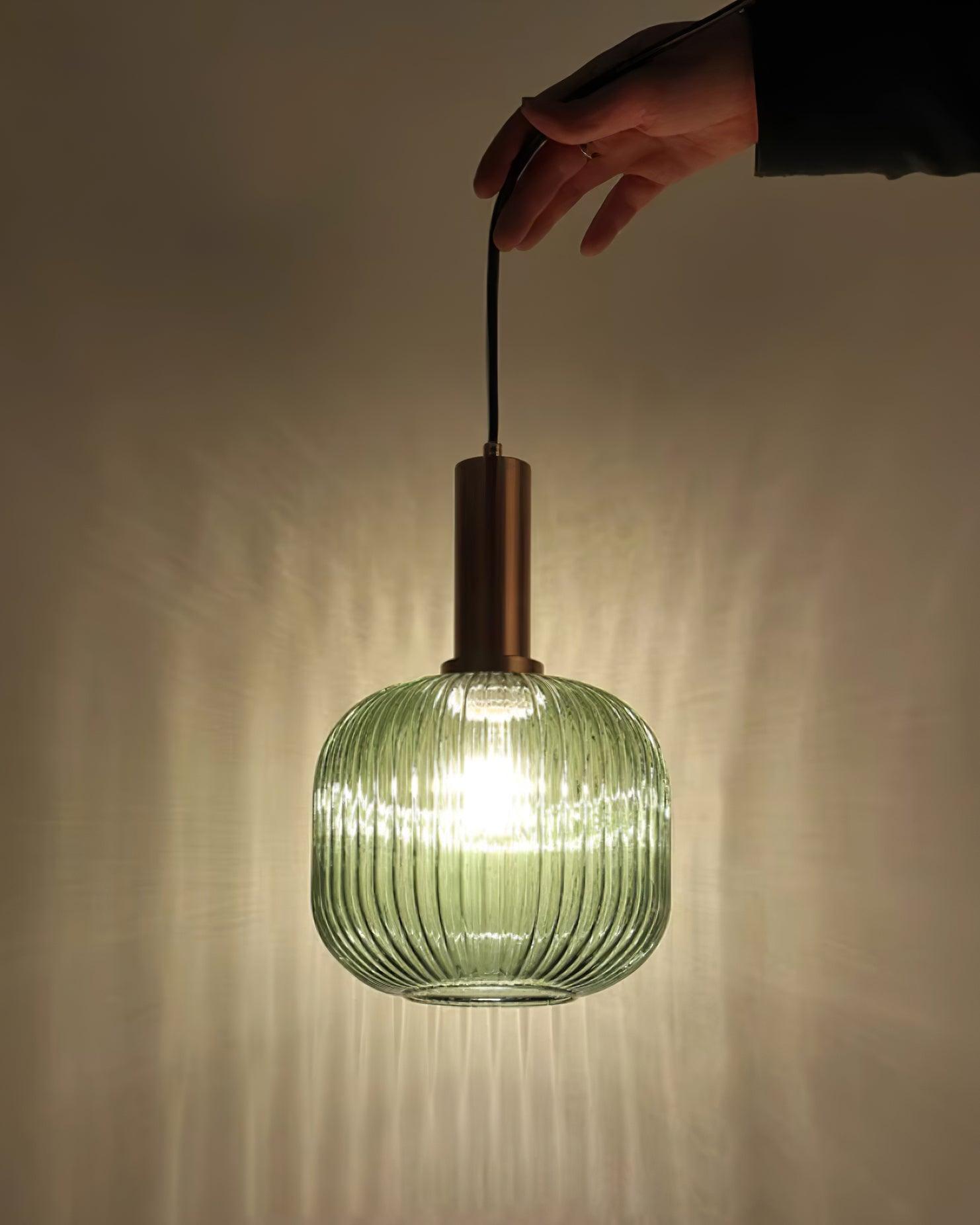 Elara Lampe Pendante Élégante à Rayures - Neutralighting