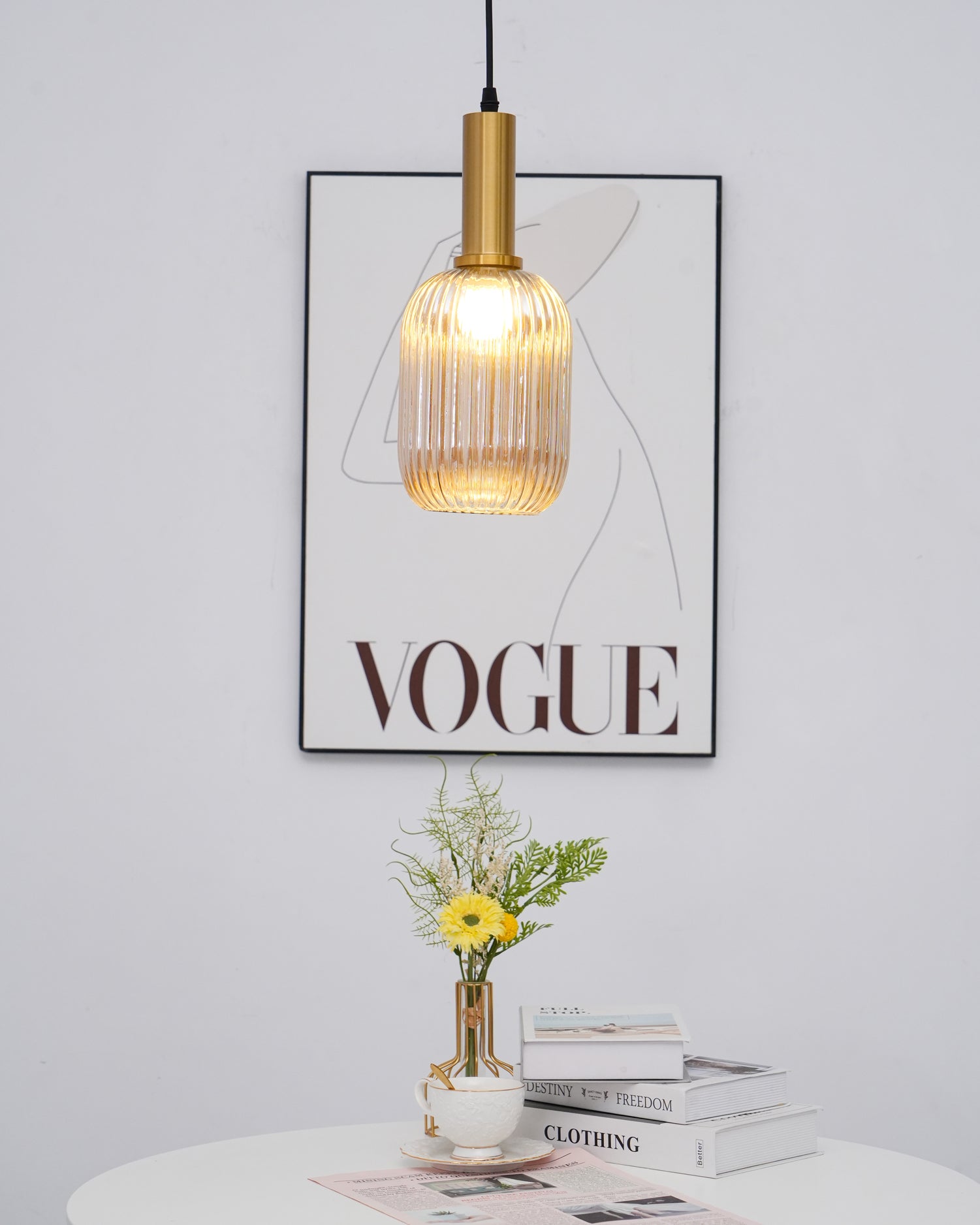 Elara Lampe Pendante Élégante à Rayures - Neutralighting