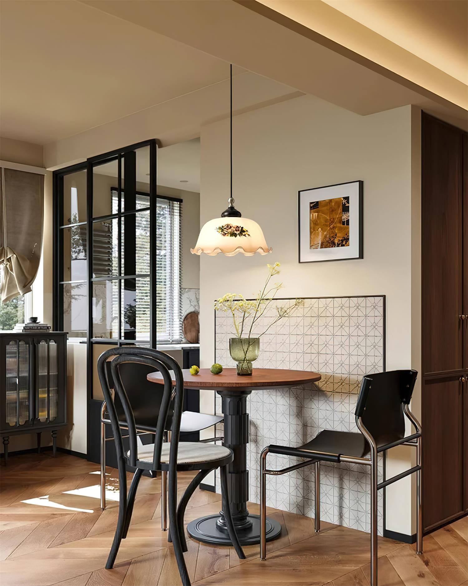Belvia Vintage Floral Glass Pendant Light - Letslighting