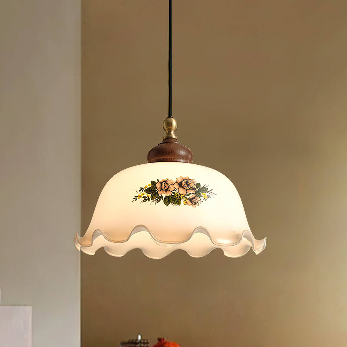 Belvia Vintage Floral Glass Pendant Light - Letslighting