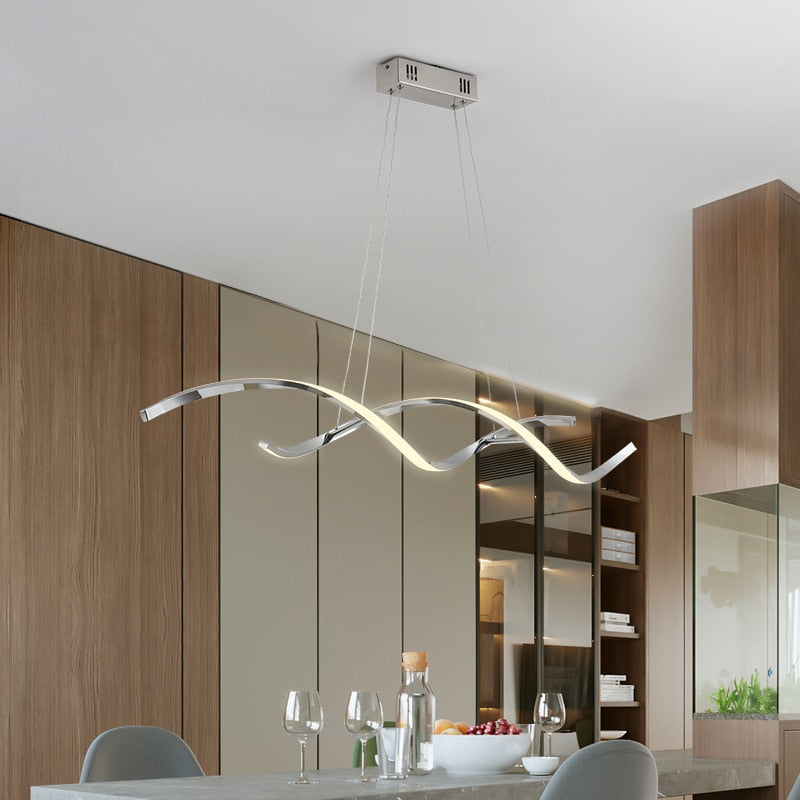 Arisha Suspension LED linéaire ondulée moderne pour la salle - Neutralighting