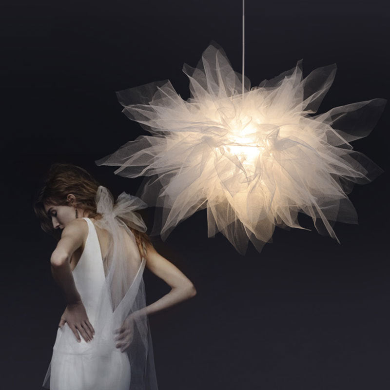 Arisha Suspension Moderne en Forme de Fleur, Tissu, Blanc, Salon/Chambre à Coucher - Neutralighting