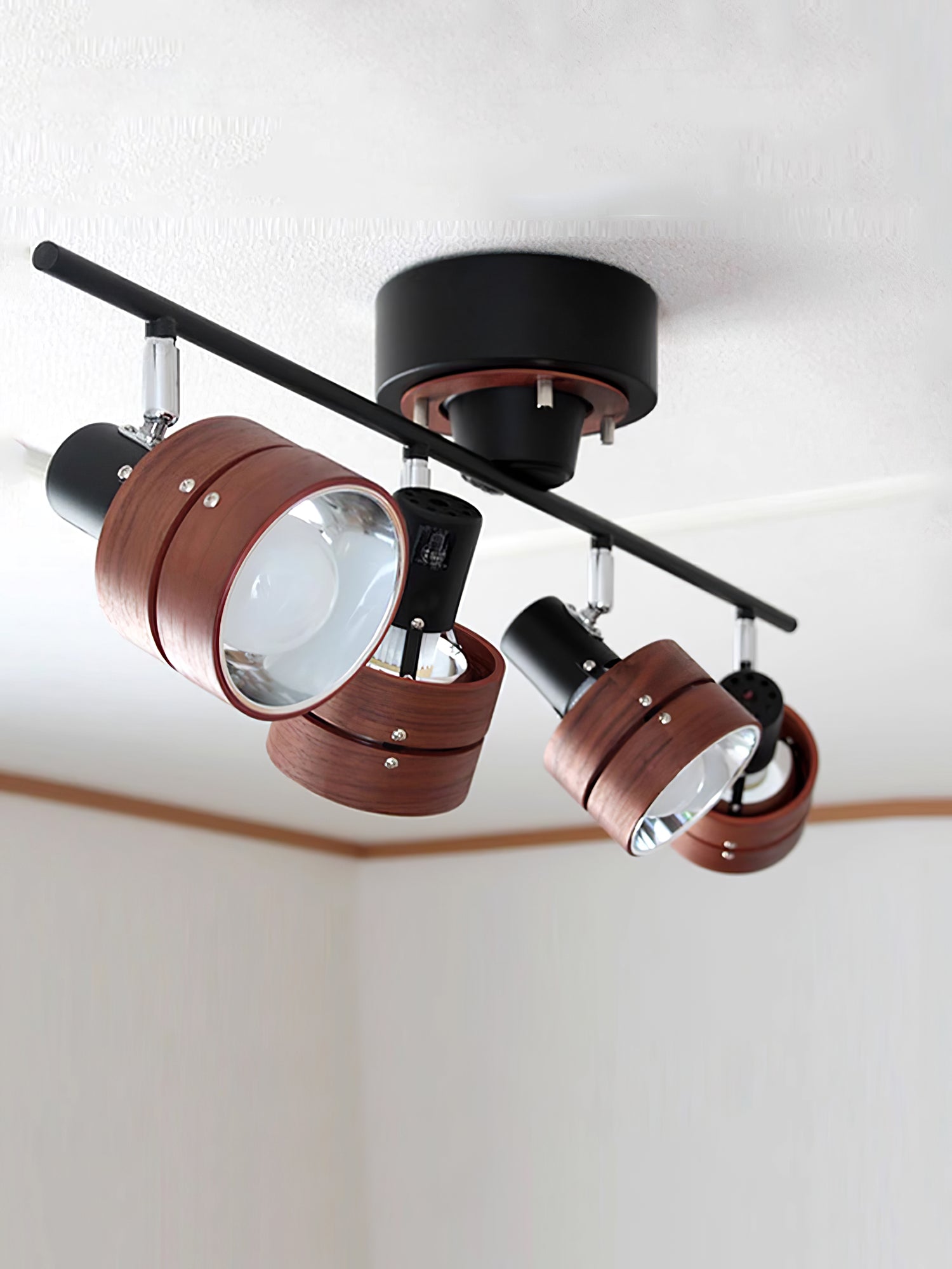 Esorila Plafonnier Nordique Cylindrique à 4 Spots Métalliques - Neutralighting