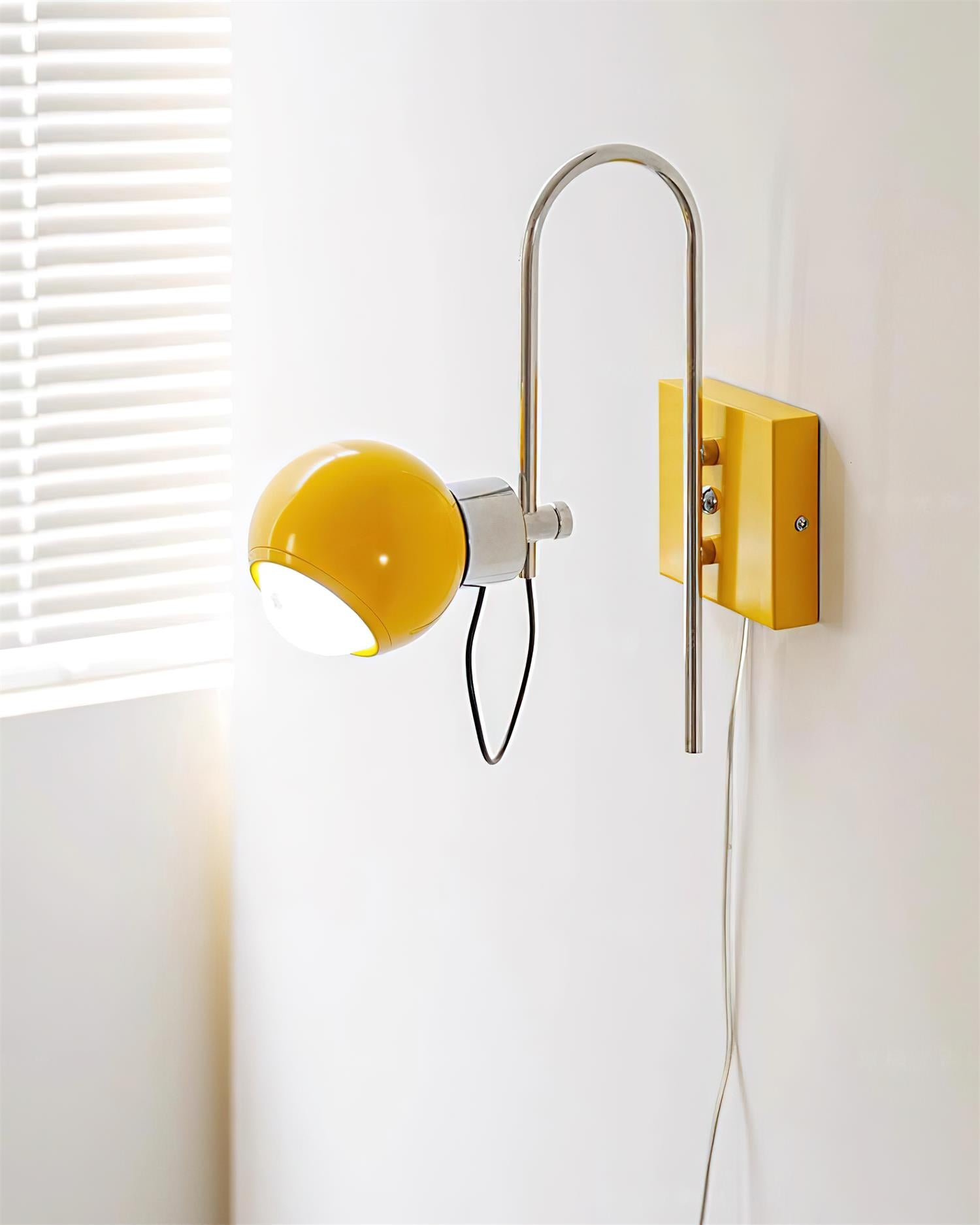 Nova Dot Lampe Murale Rétro-Futuriste - Neutralighting