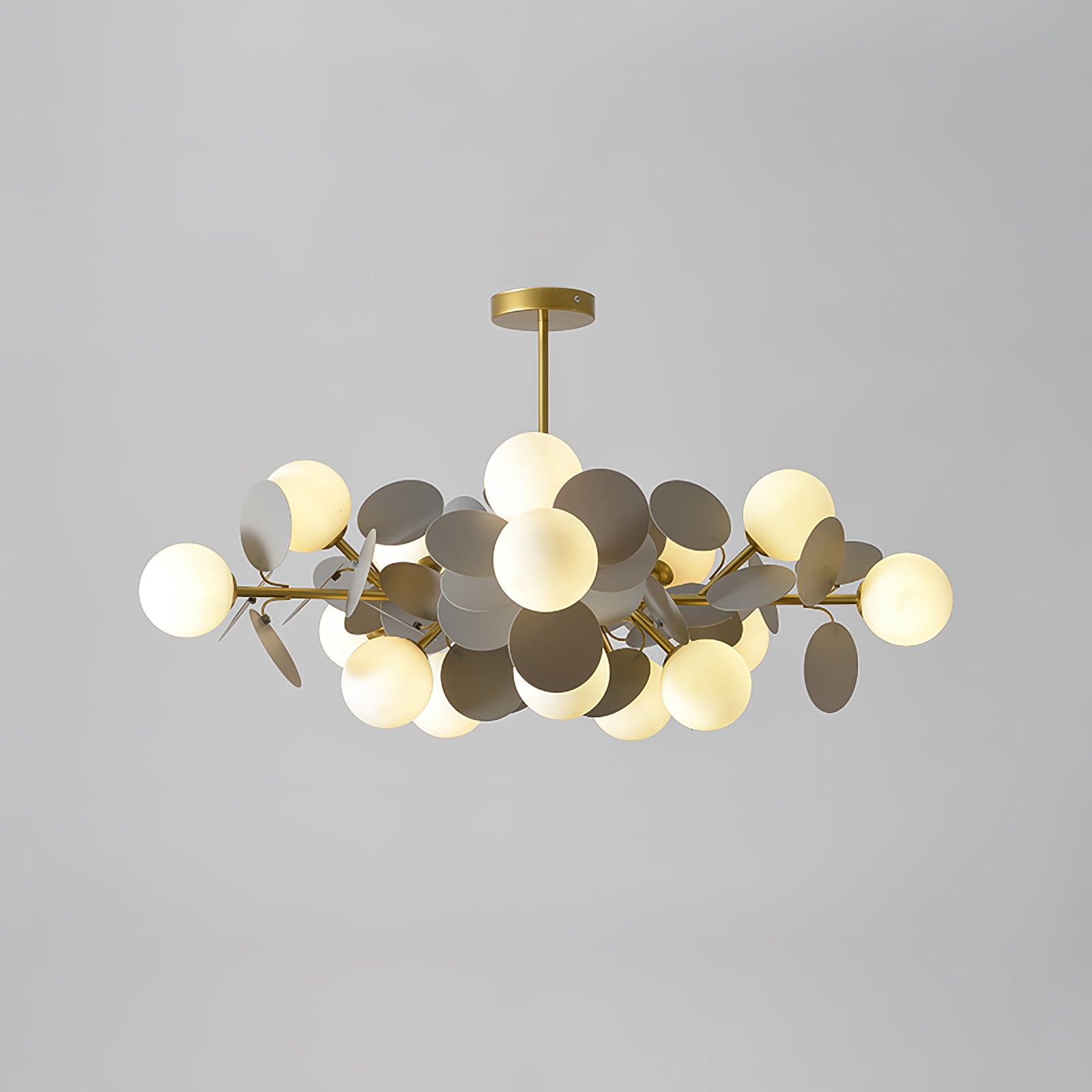 Lustra Chandelier Arbre Blanc Cassé à Huit Abat-jours Ouverts - Neutralighting