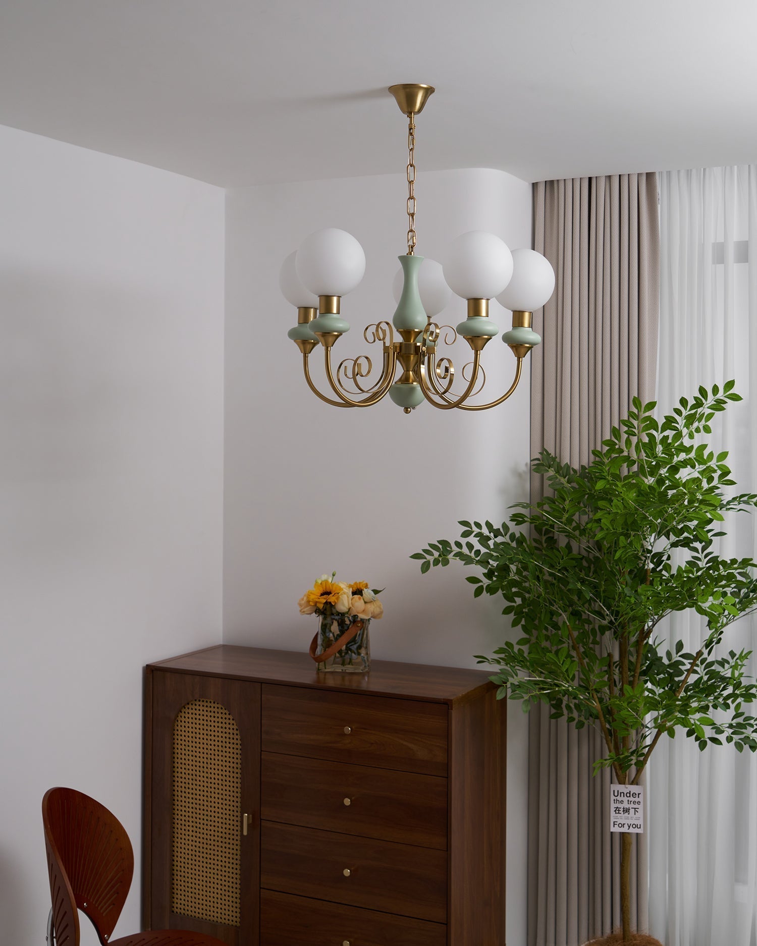 Onyx Chandelier - Blowlighting