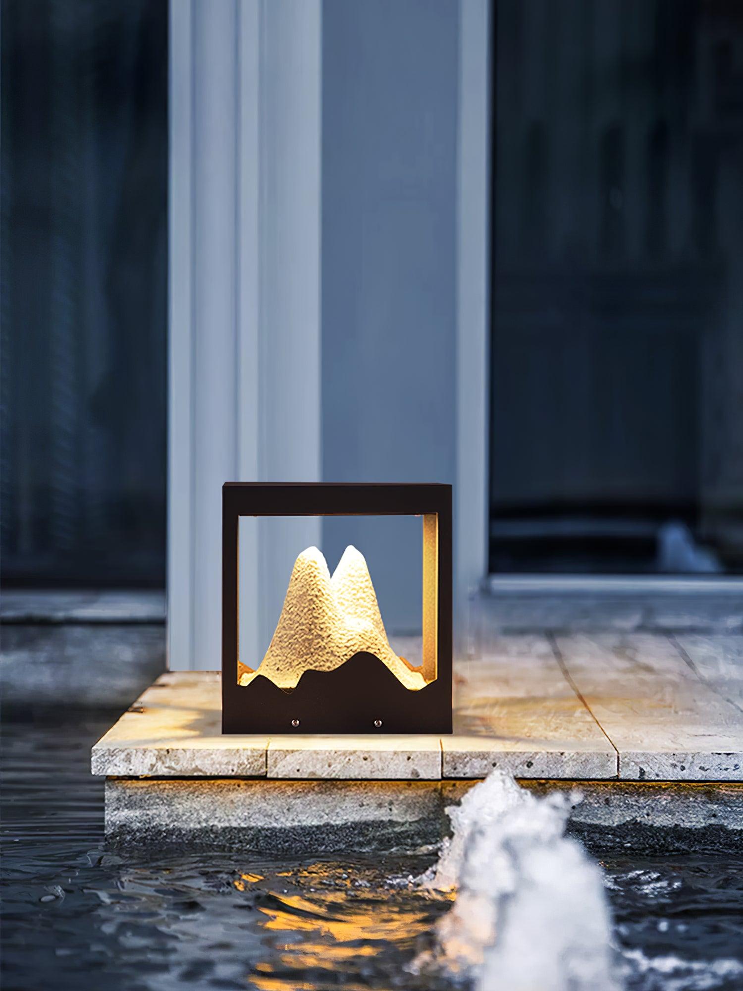 Summit Applique d’Extérieur Rustique en Résine - Neutralighting