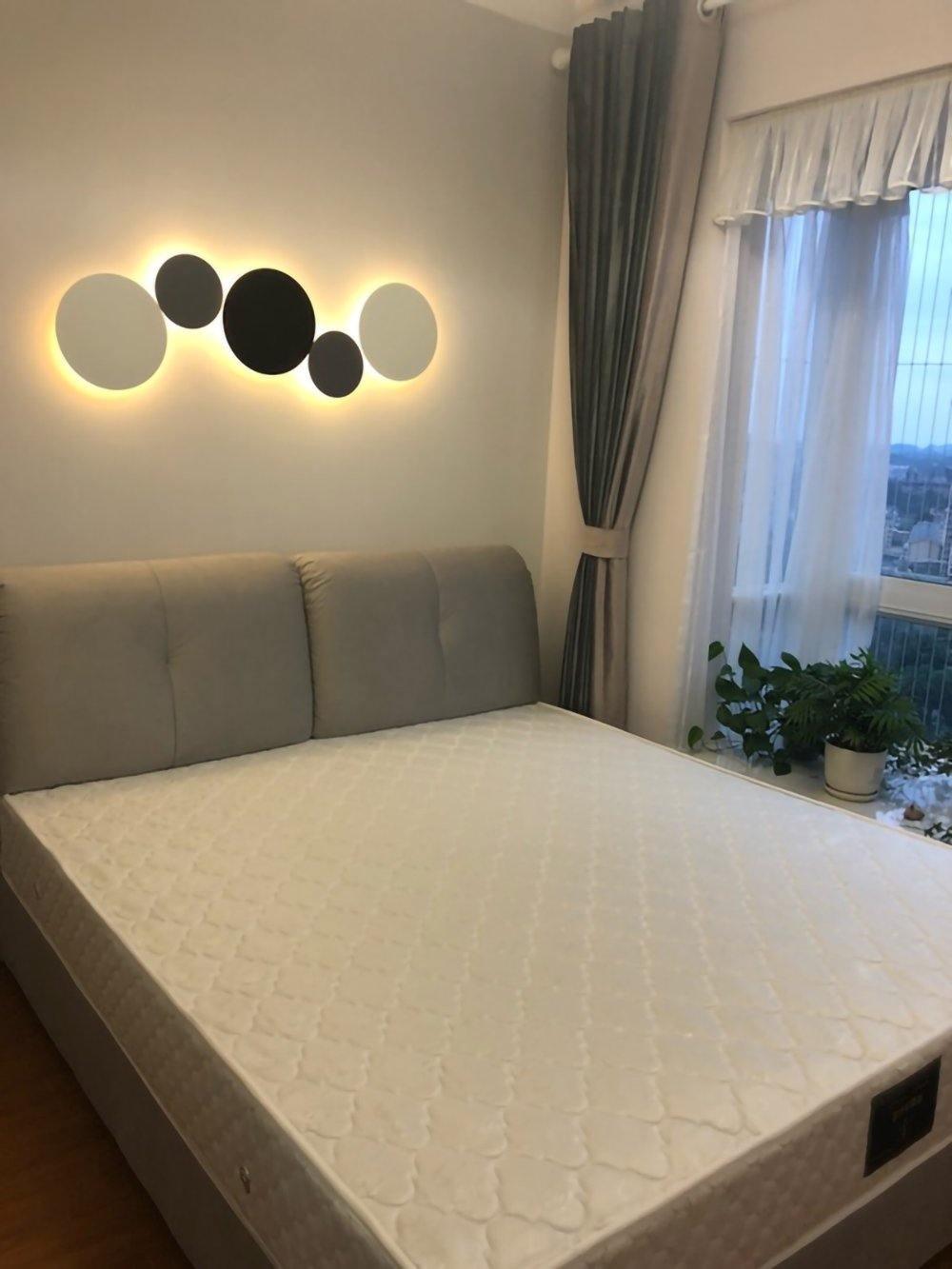 Megan Applique murale à disque géométrique - Neutralighting