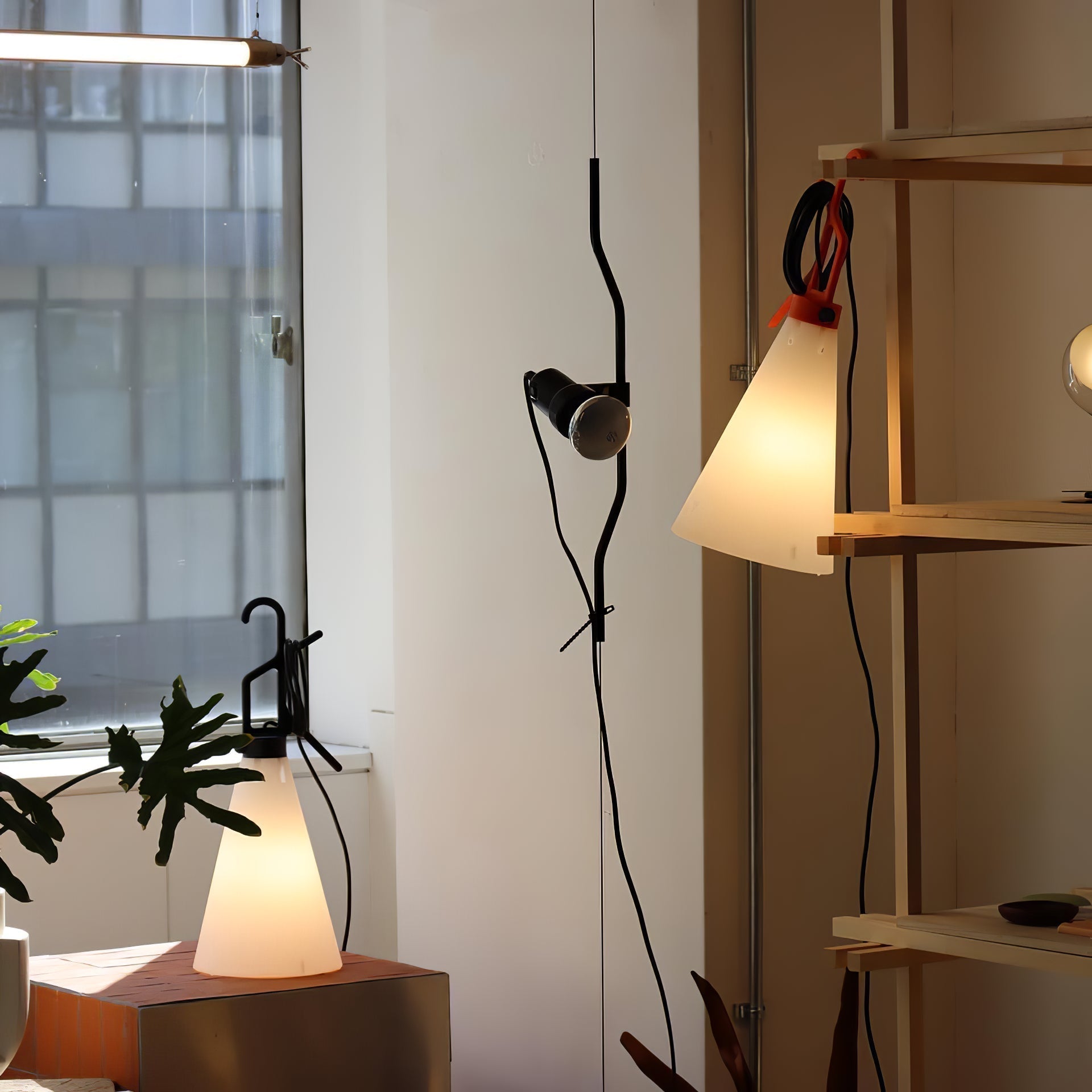 Ilthair Modern Minimalist Metal Pendant Light - Lamp Copper