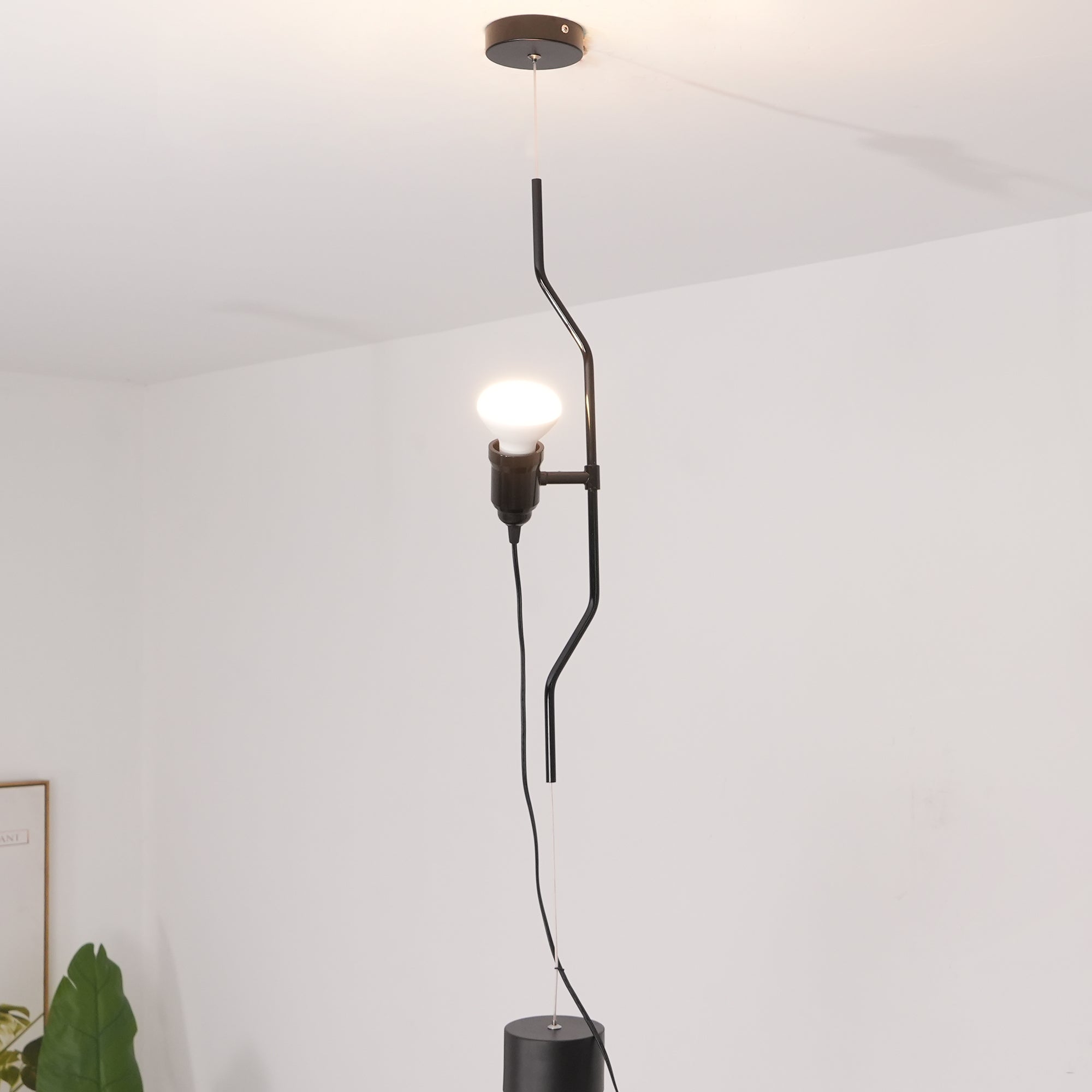 Ilthair Modern Minimalist Metal Pendant Light - Lamp Copper