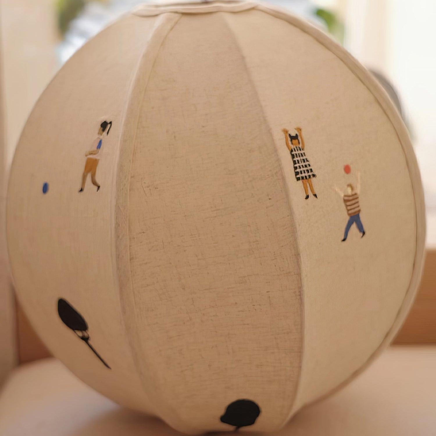 Elva Suspension Boule en Papier avec Motifs Dessinés